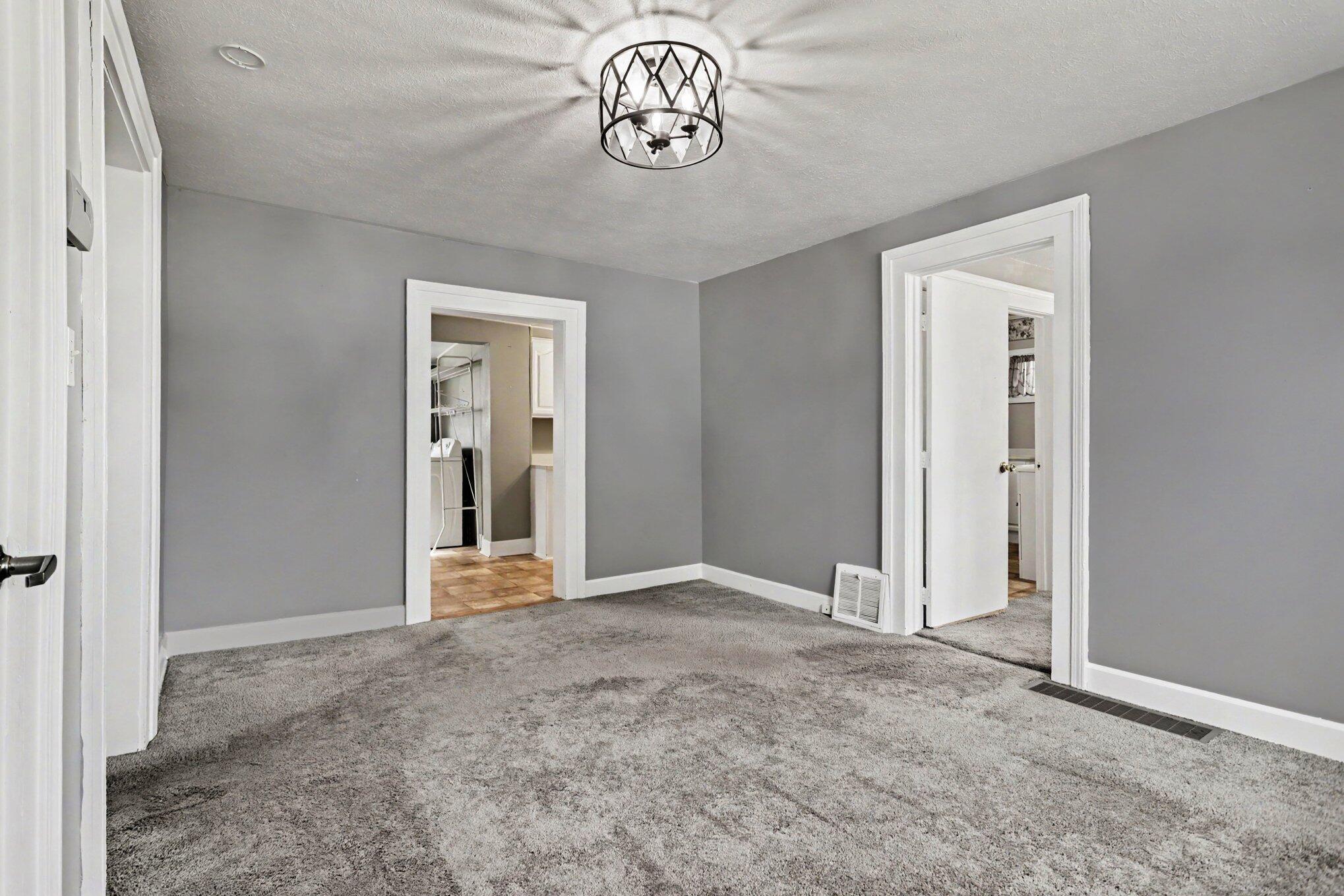 302 Exchange Street Property Photo 4