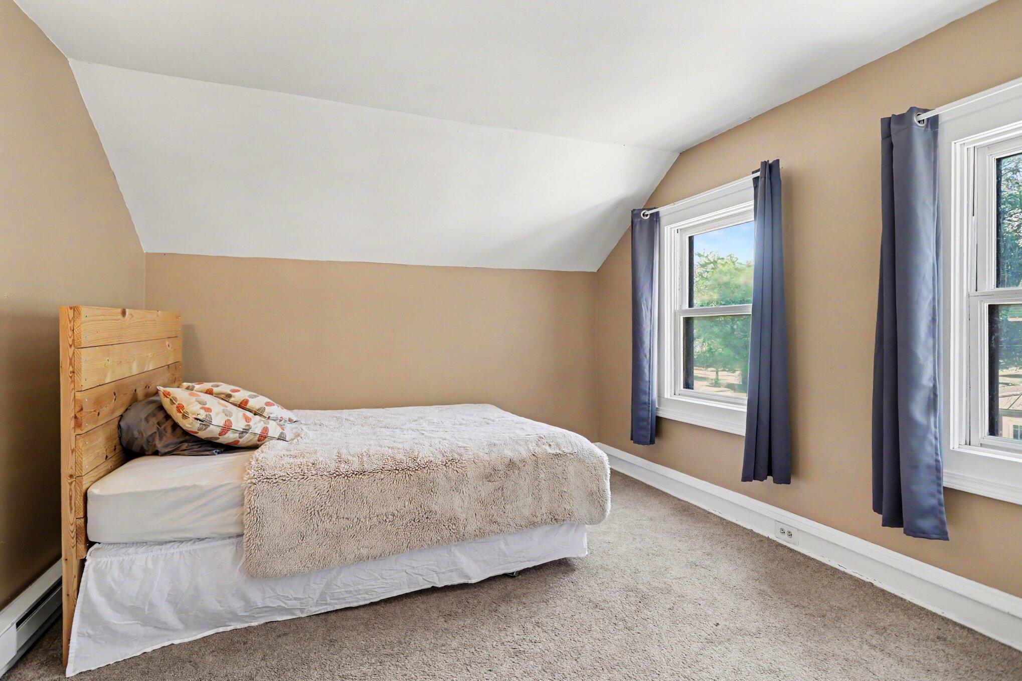 302 Exchange Street Property Photo 11