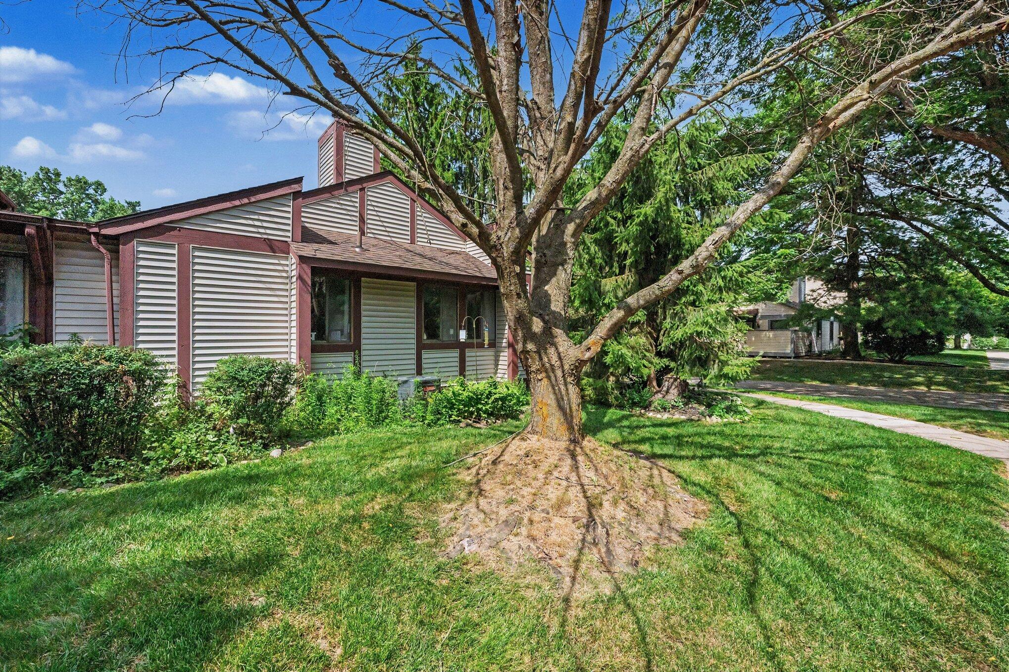 4863 Foxfire Trail Property Photo 1