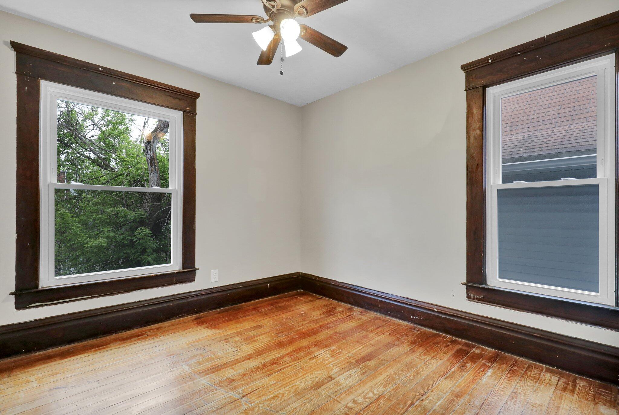 505 W Lenawee Street Property Photo 15