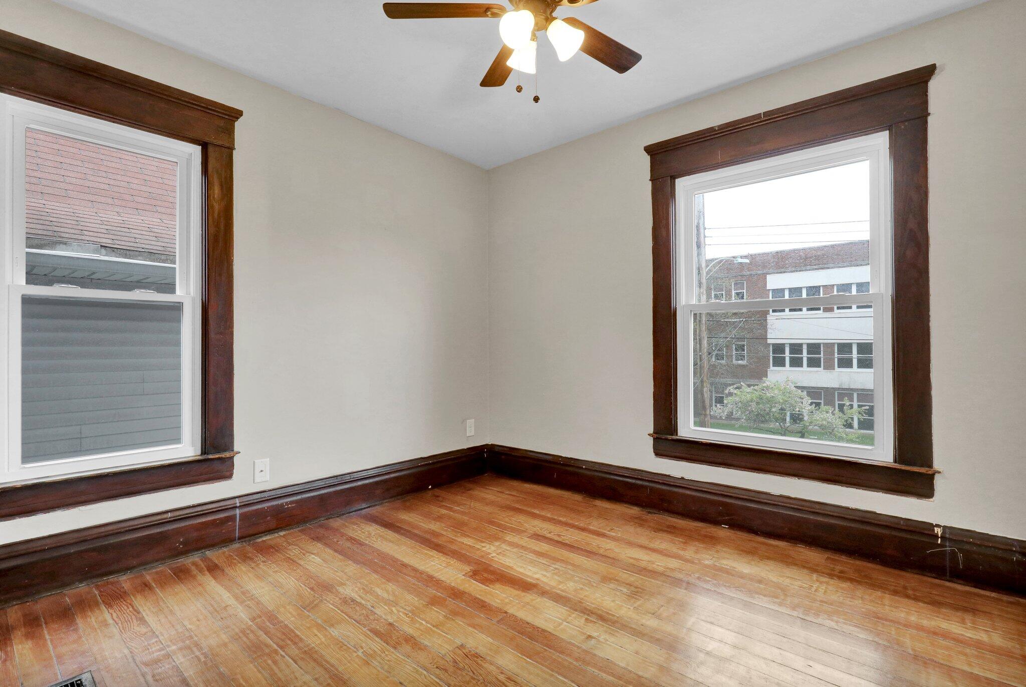 505 W Lenawee Street Property Photo 19