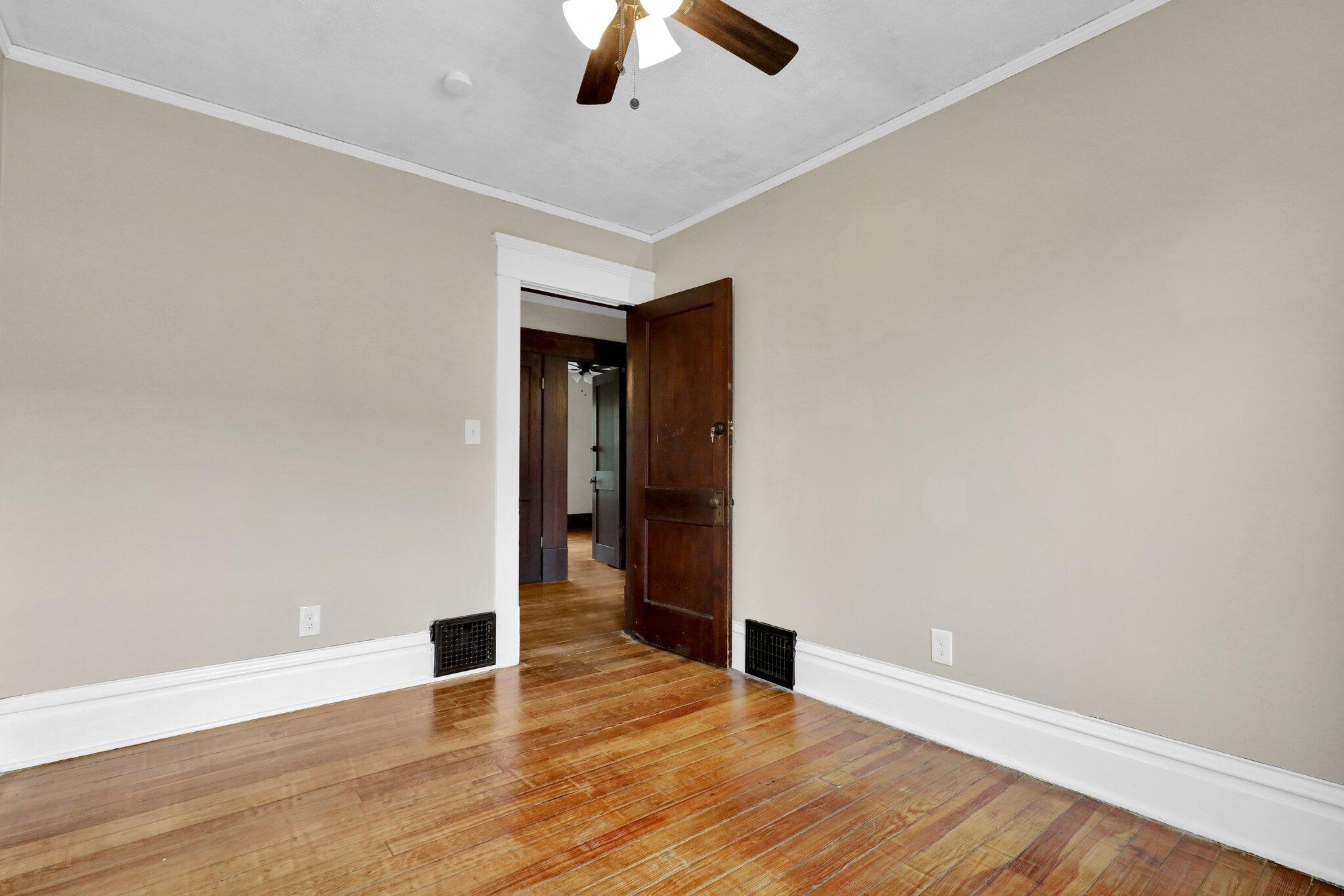 505 W Lenawee Street Property Photo 22