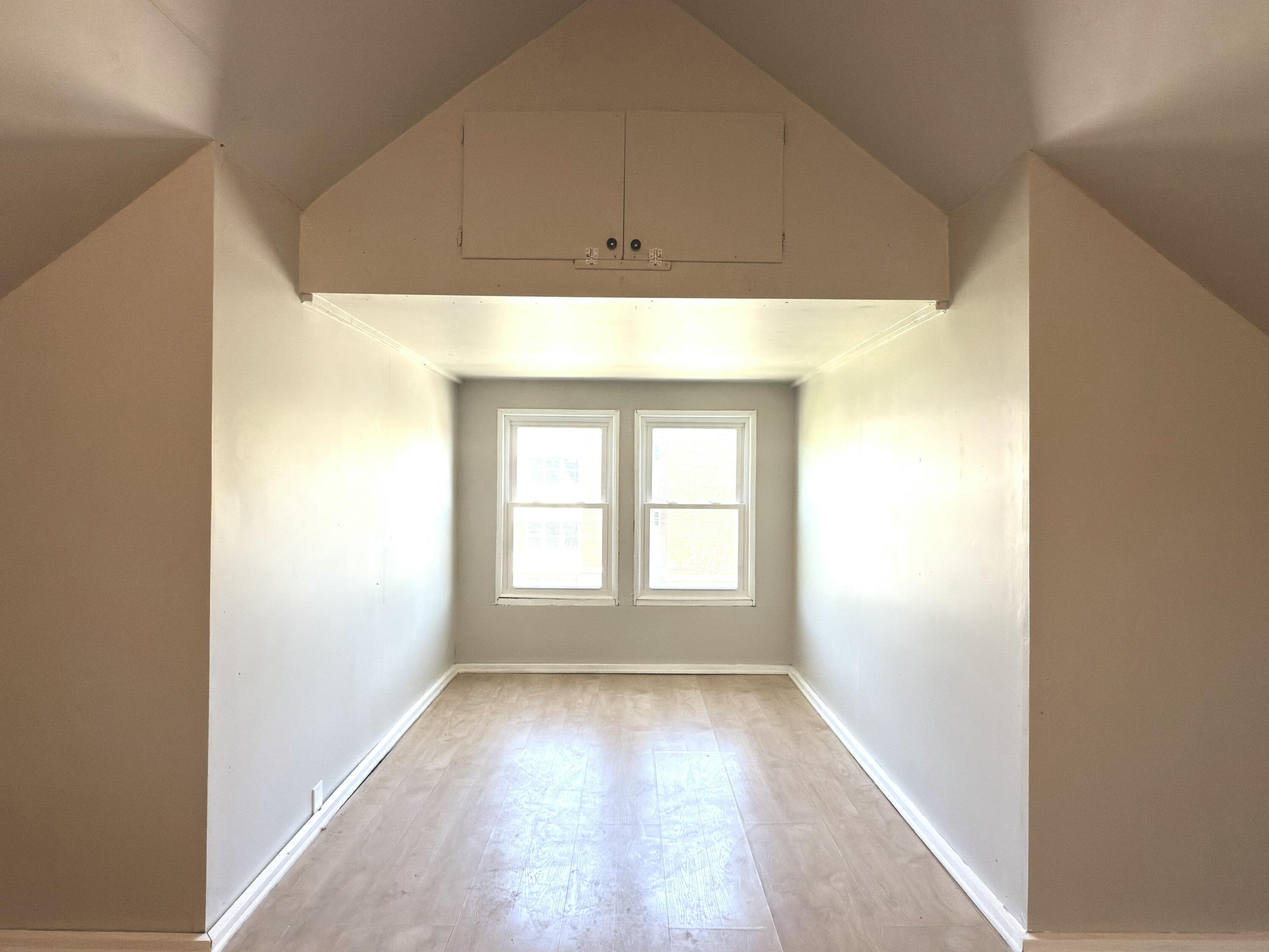 505 W Lenawee Street Property Photo 24