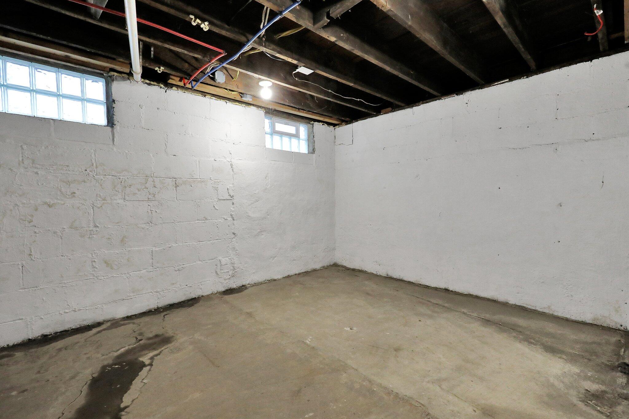 505 W Lenawee Street Property Photo 27