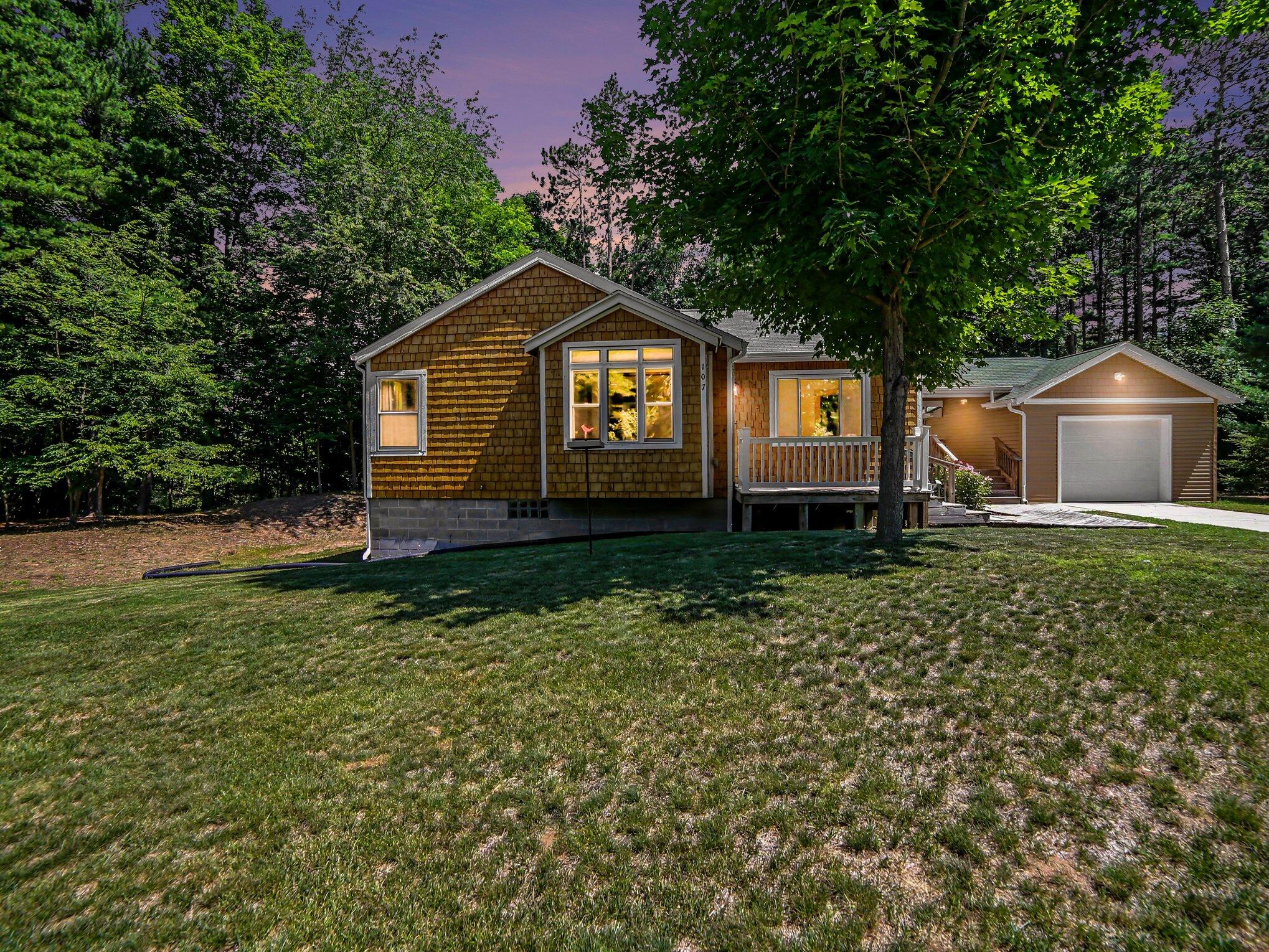 1072 N Brookridge Road Property Photo 1