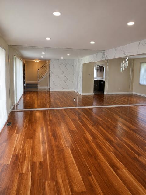 29310 Prestwick Street Property Photo 4