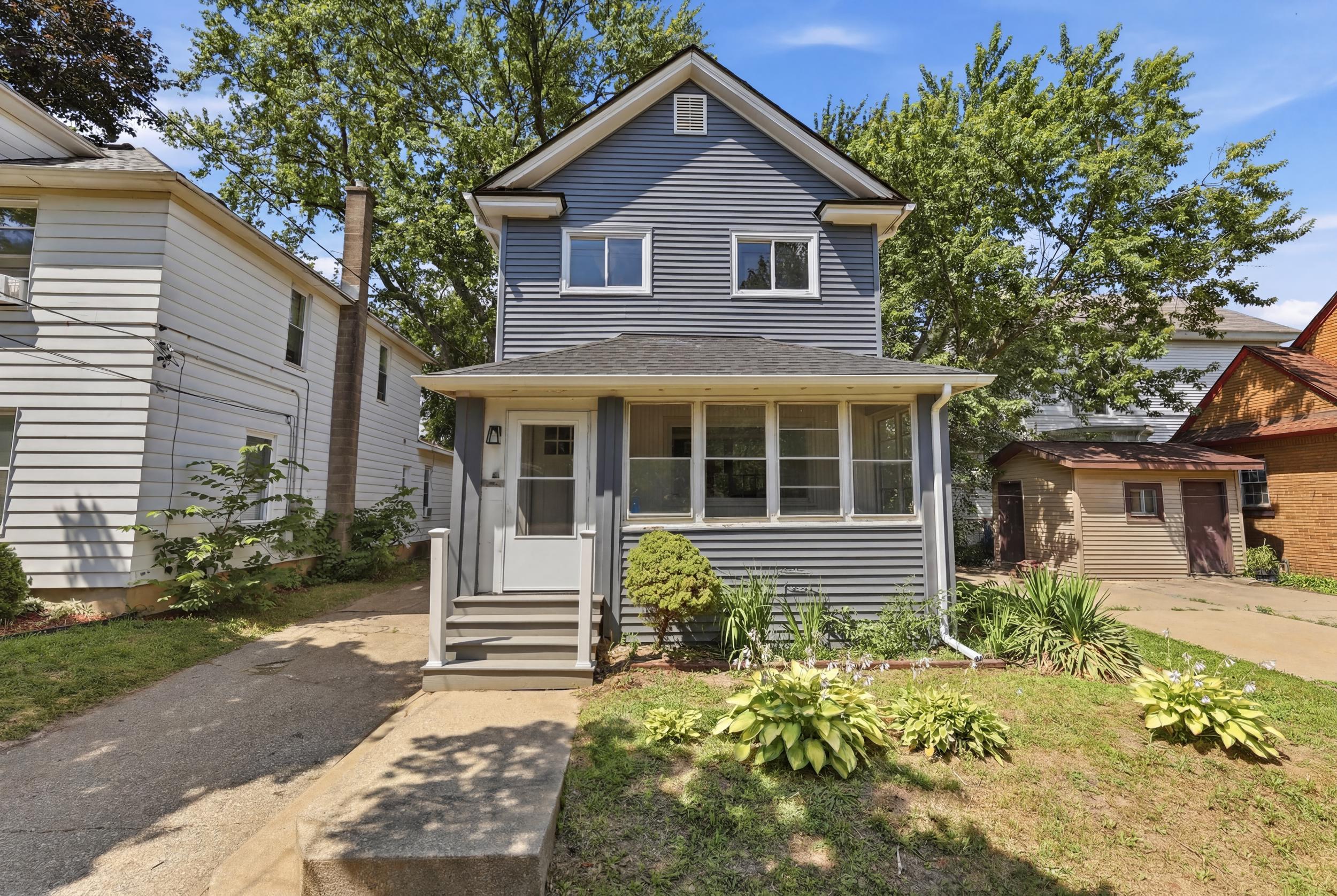 155 Palmer Street NE