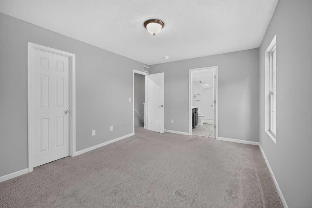 3828 Ryan Woods Circle Property Photo 17