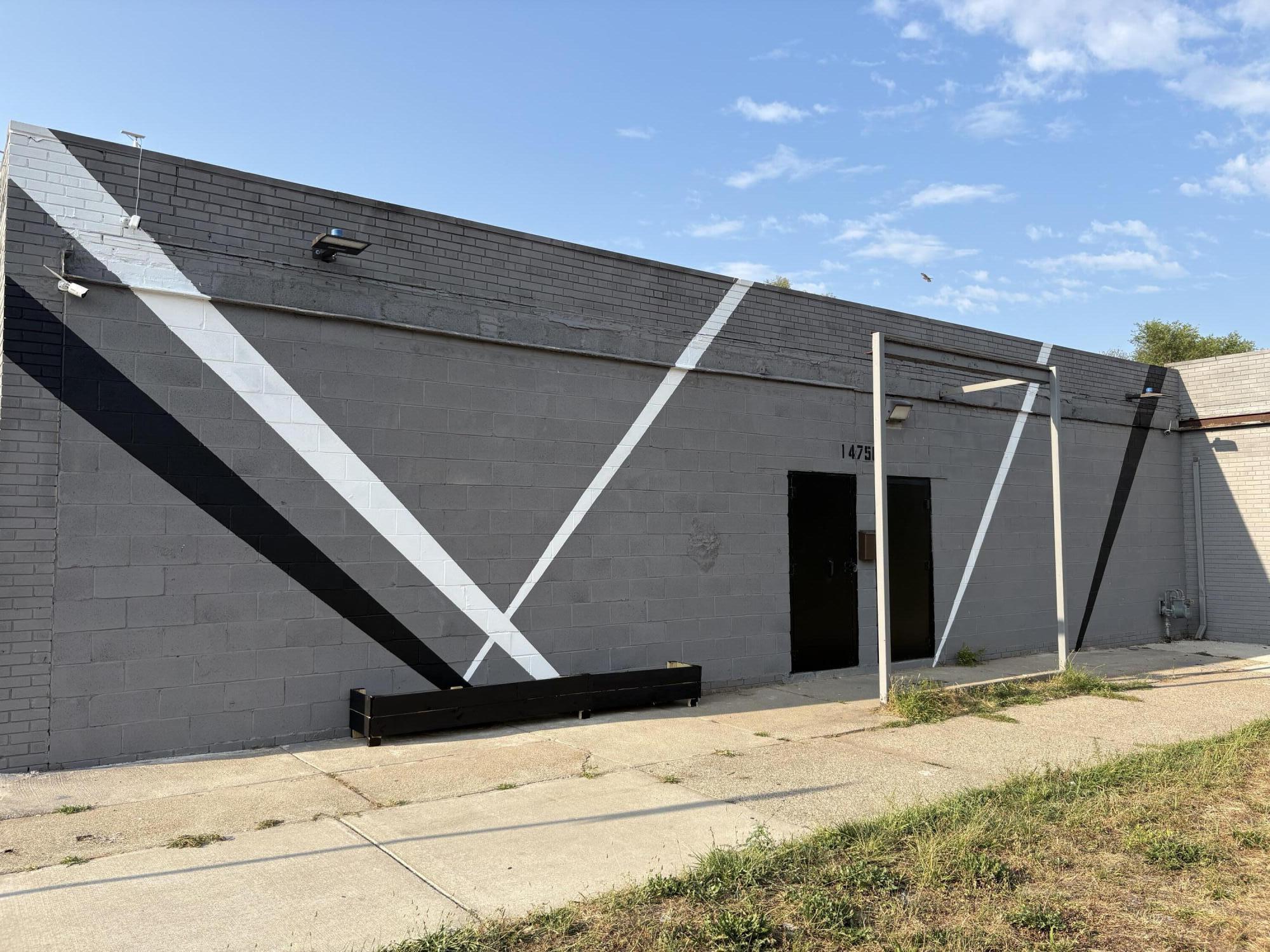 14750 Puritan Avenue Property Photo 1