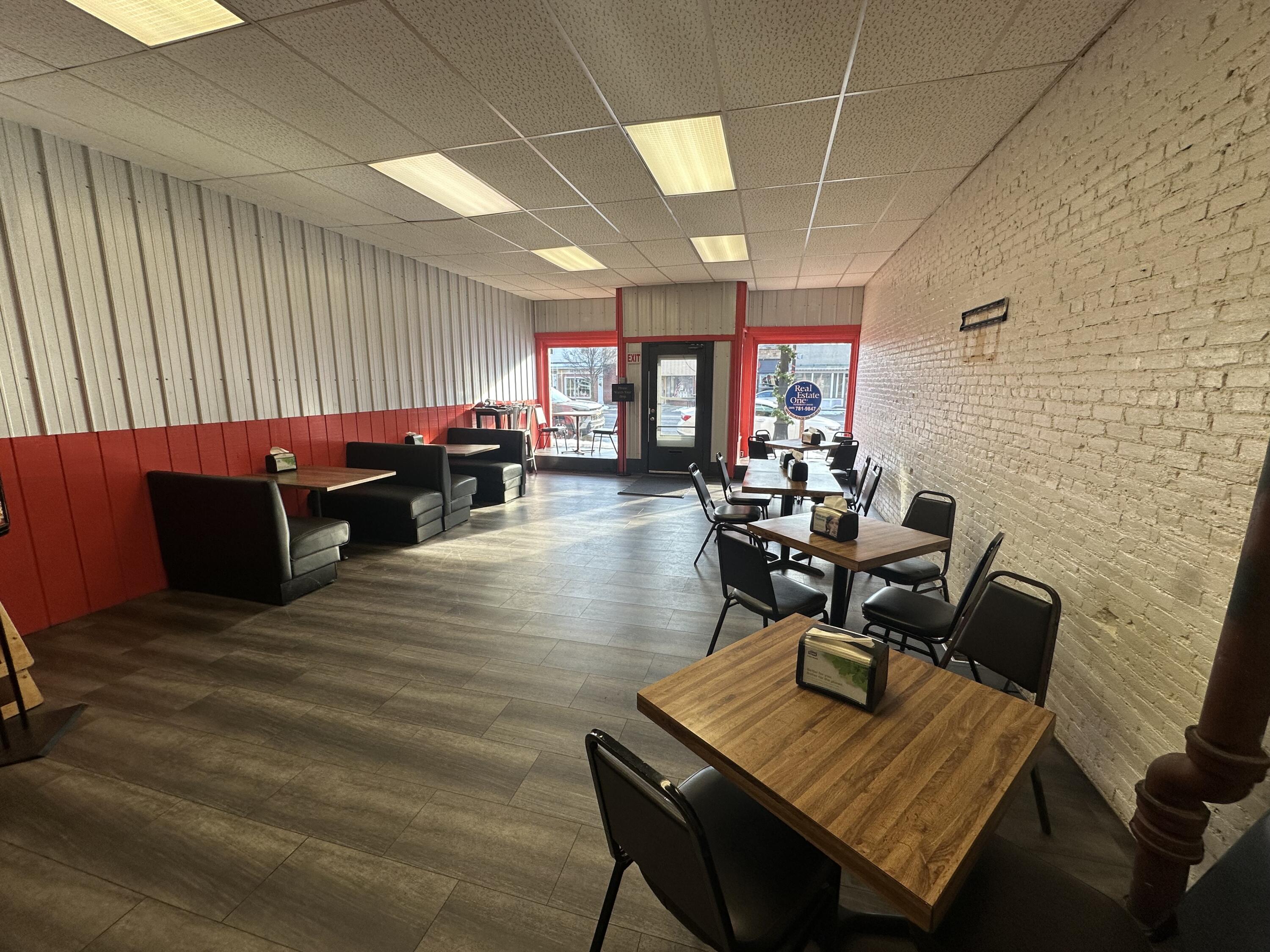 113 E Michigan Avenue Property Photo 4