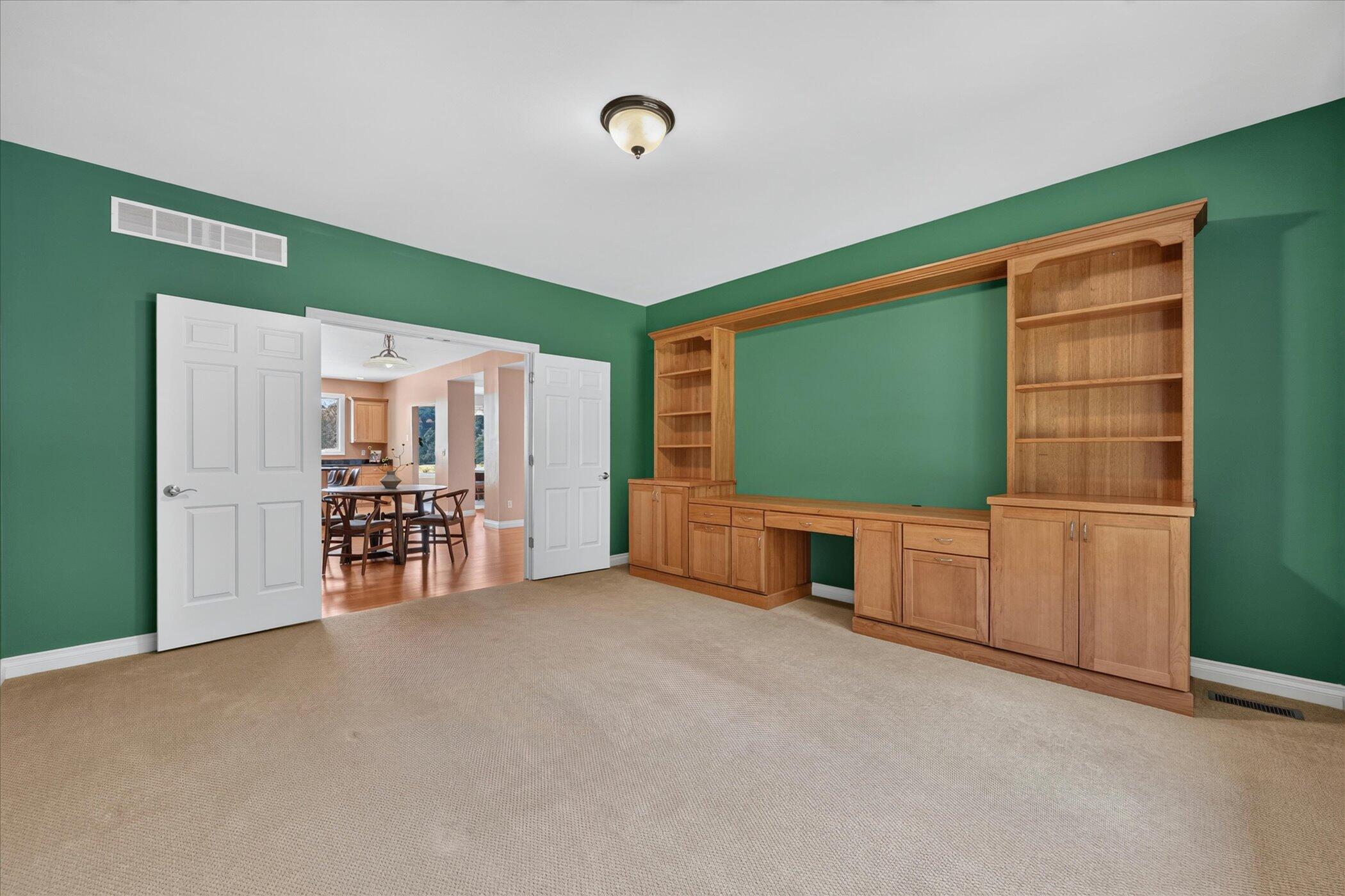 9348 Stoneview Lane Property Photo 33