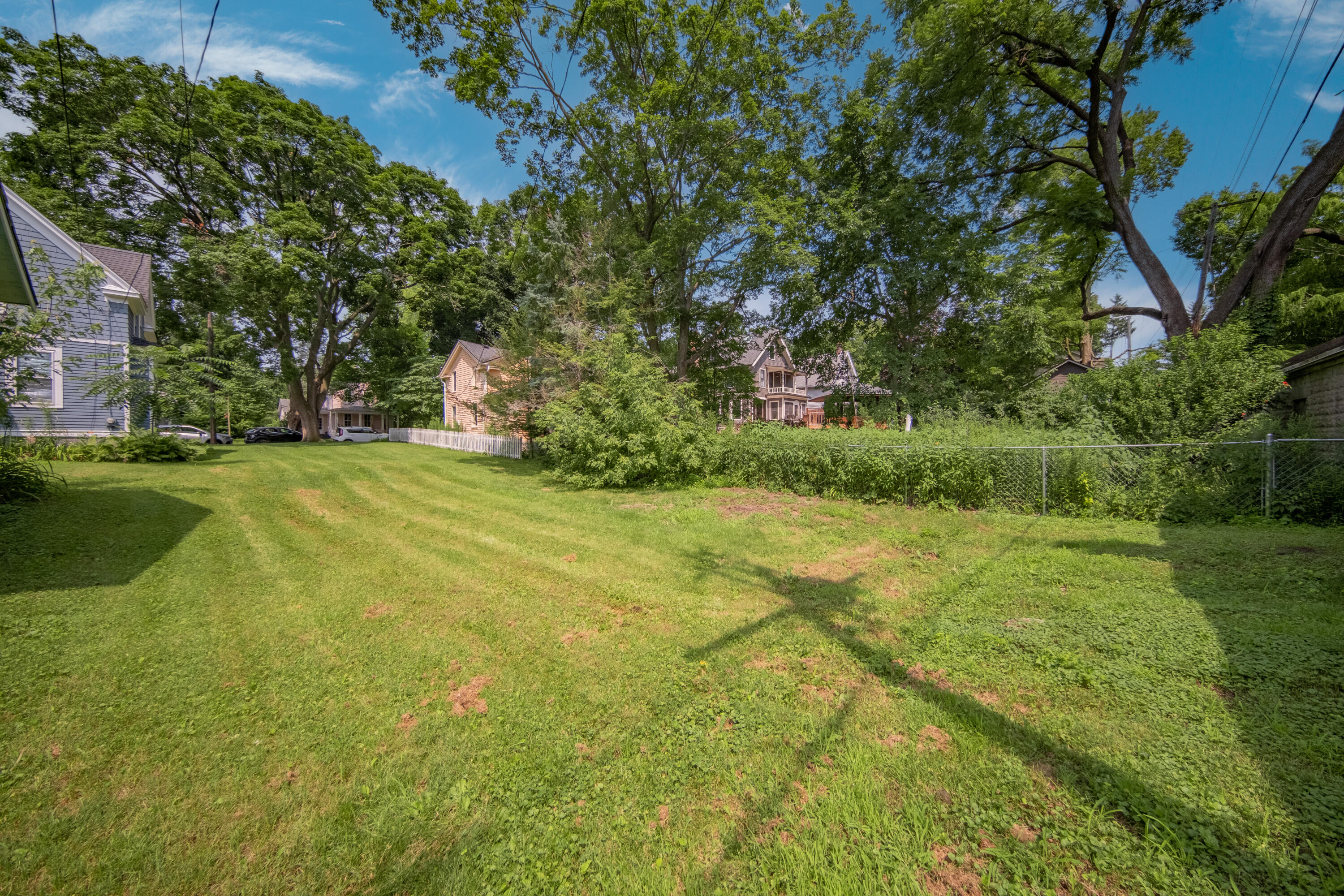 517 2nd Street Property Photo 10