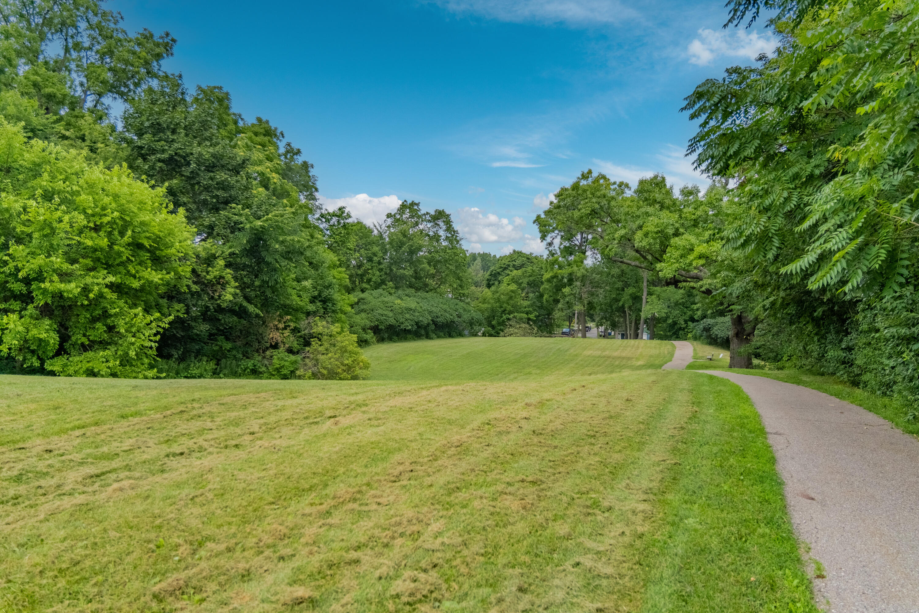 517 2nd Street Property Photo 29