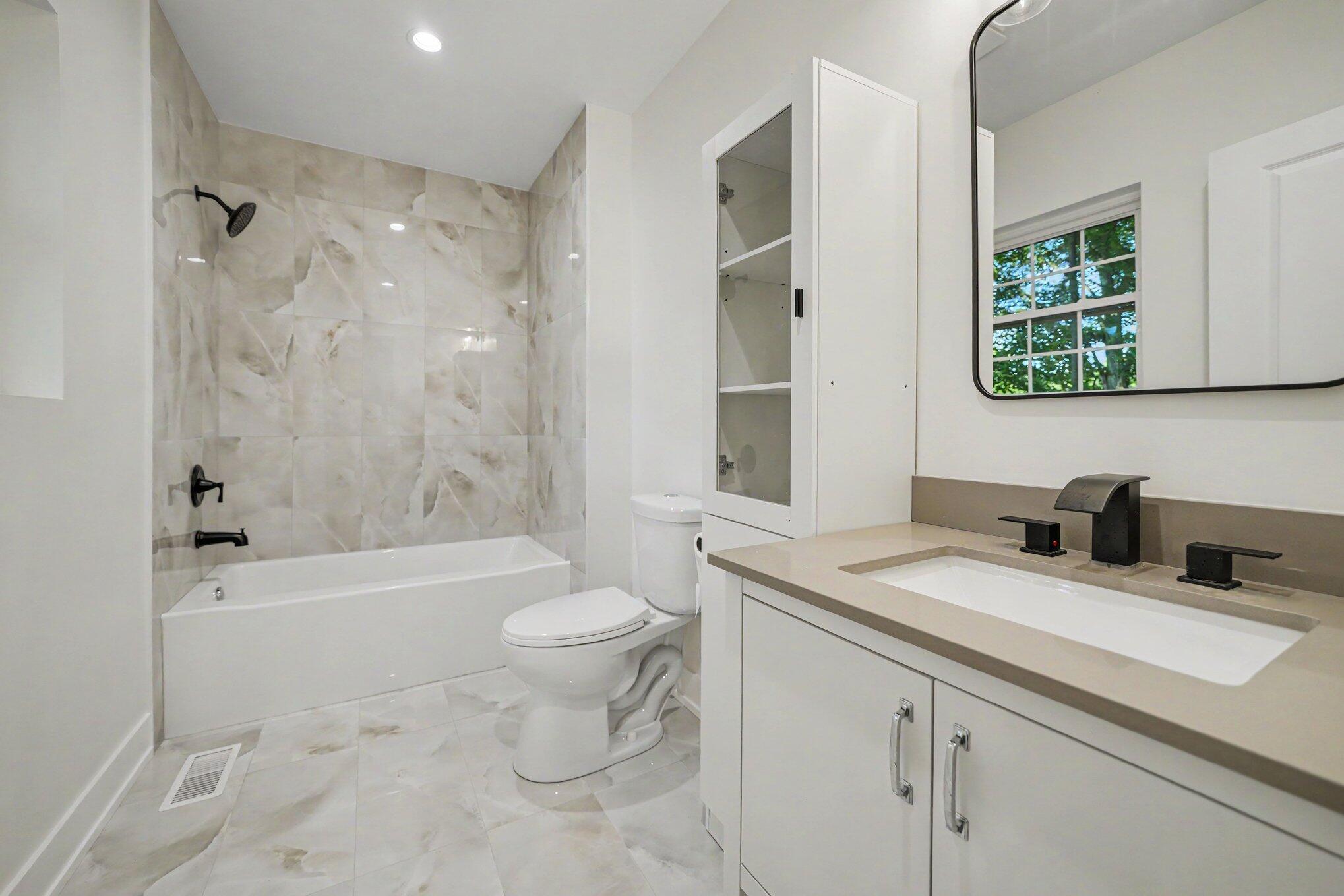 6351 Harbert Road Property Photo 6