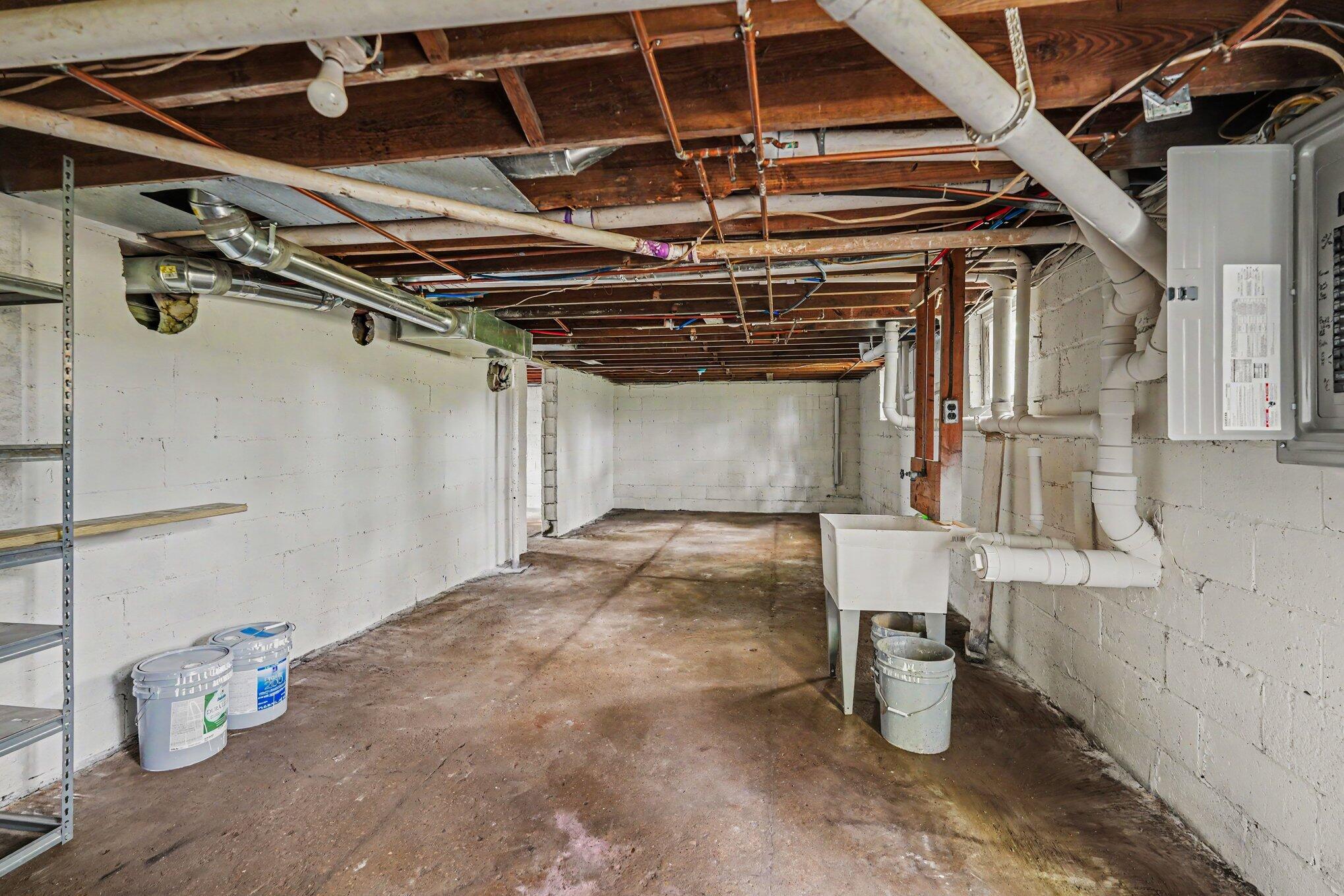 6351 Harbert Road Property Photo 20