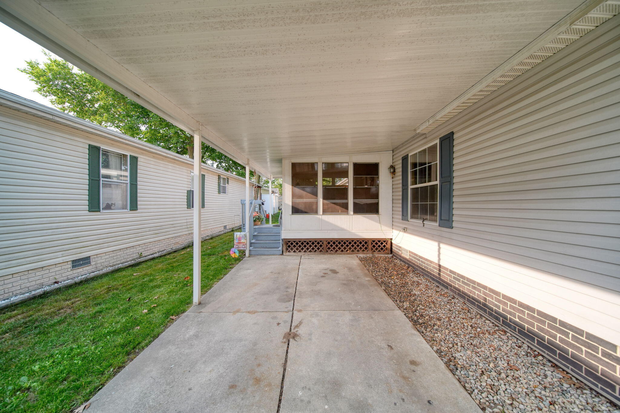 510 Missouri River Court Property Photo 2