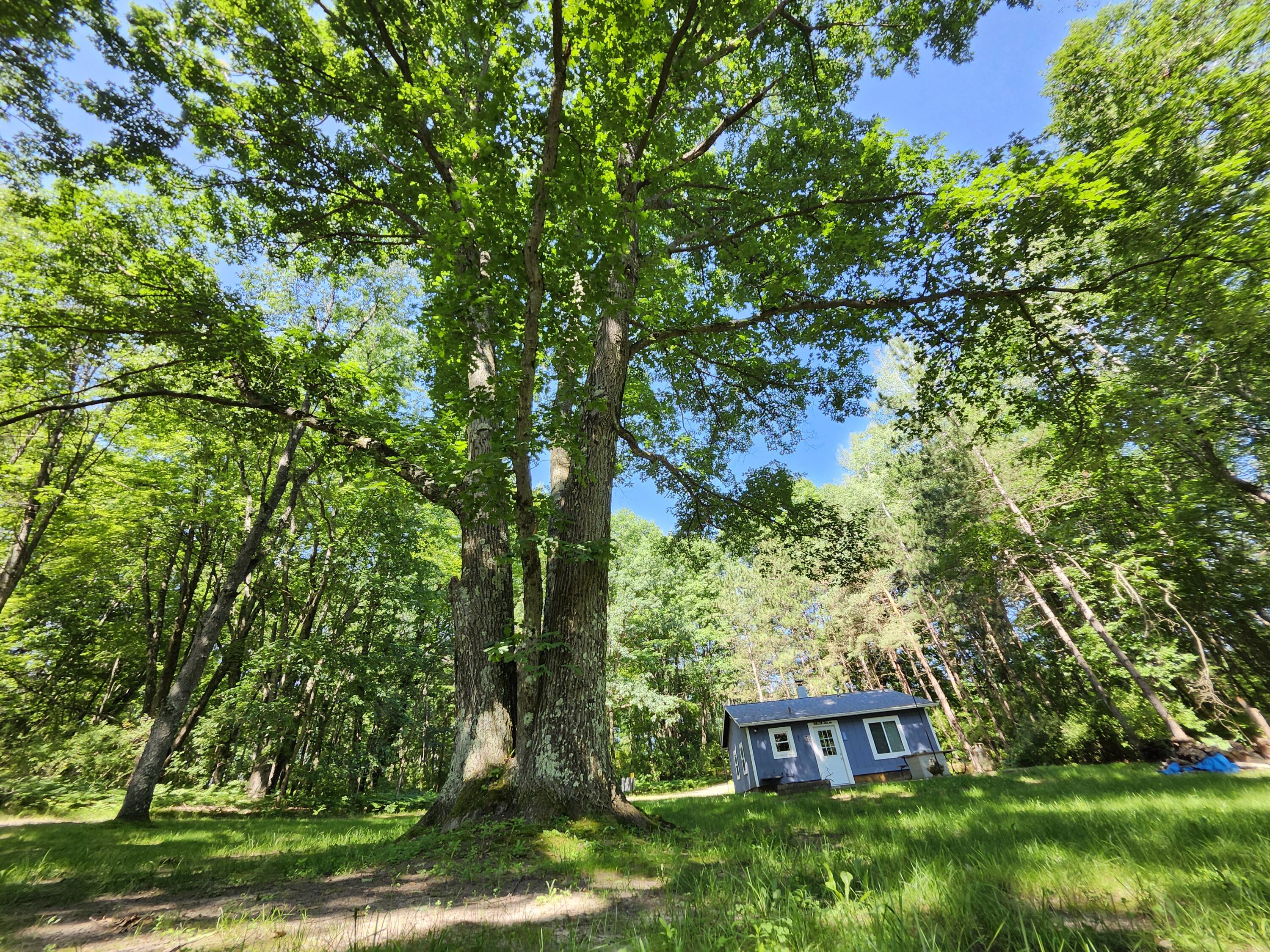 2867 E Hawley Road Property Photo 1