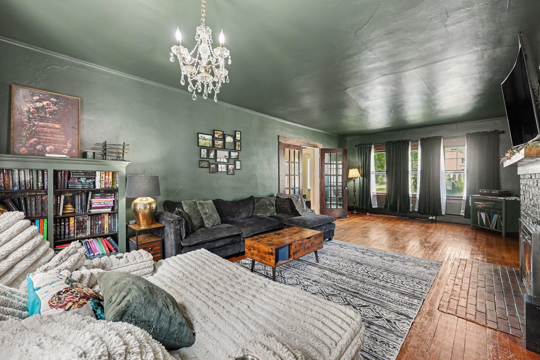 1115 W Michigan Avenue Property Photo 6