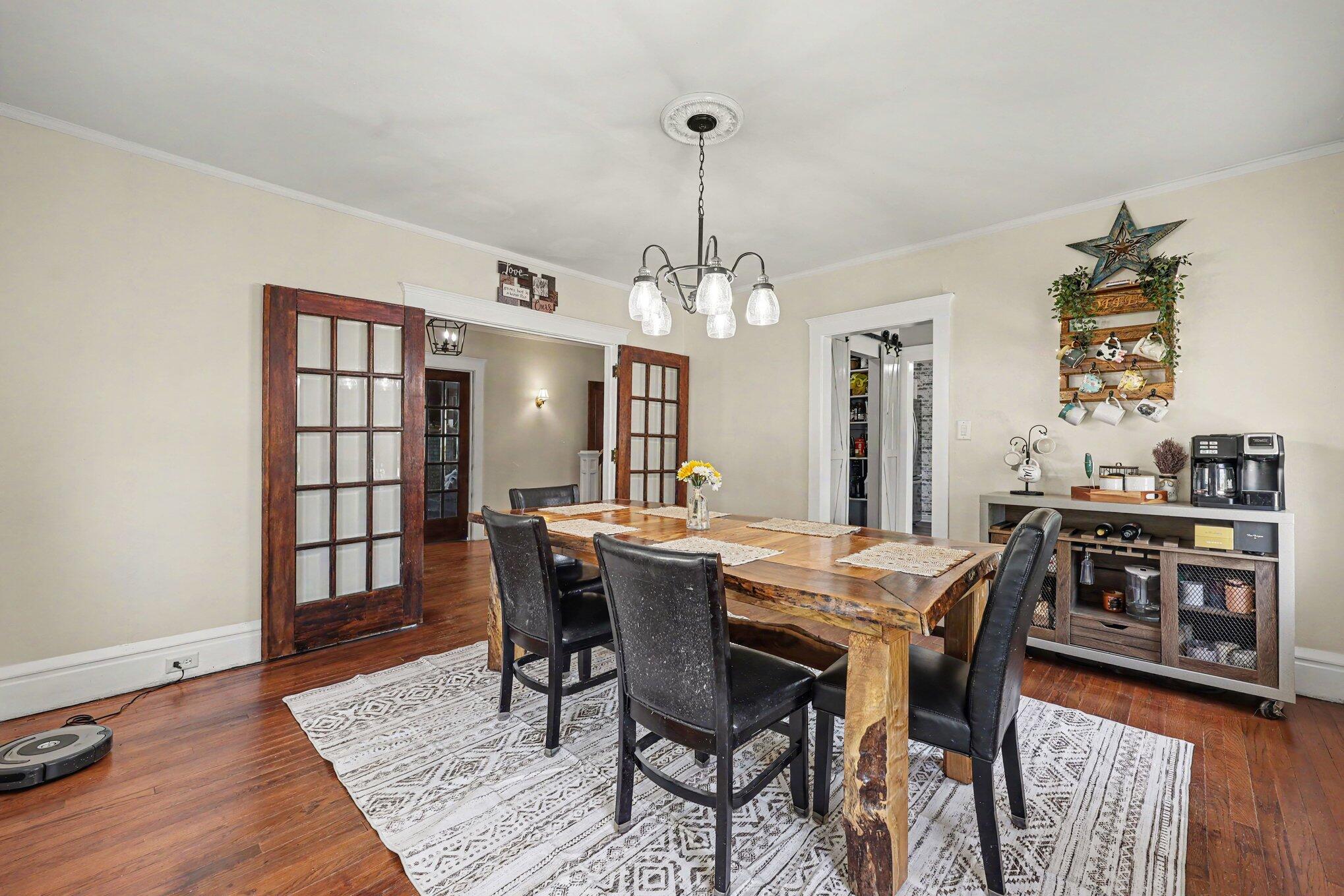 1115 W Michigan Avenue Property Photo 7