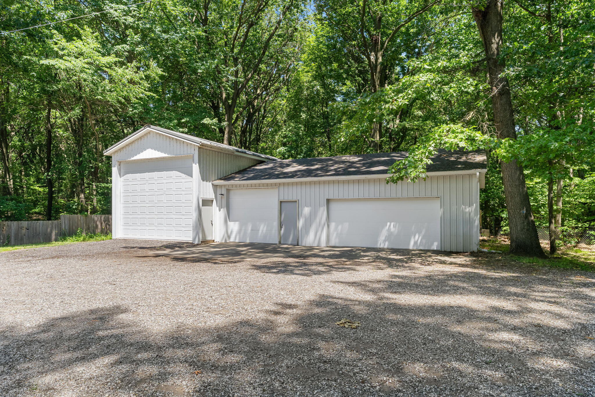 2944 64th Street Property Photo 4