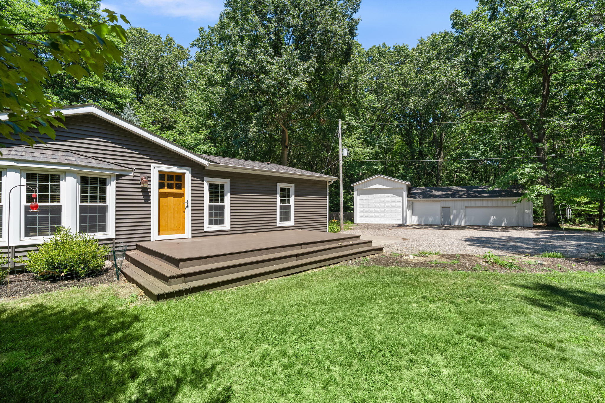 2944 64th Street Property Photo 6