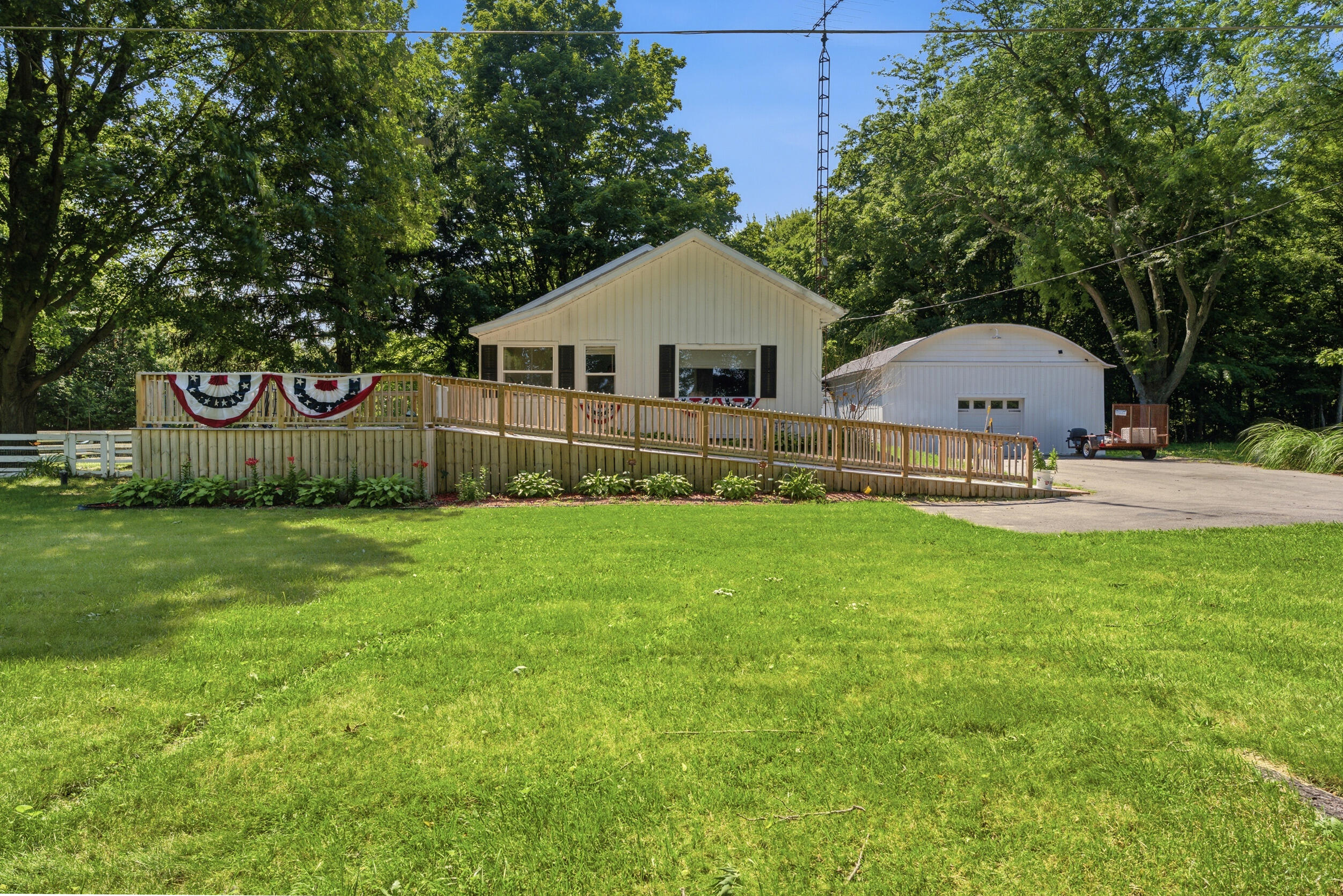 4136 Pier Road