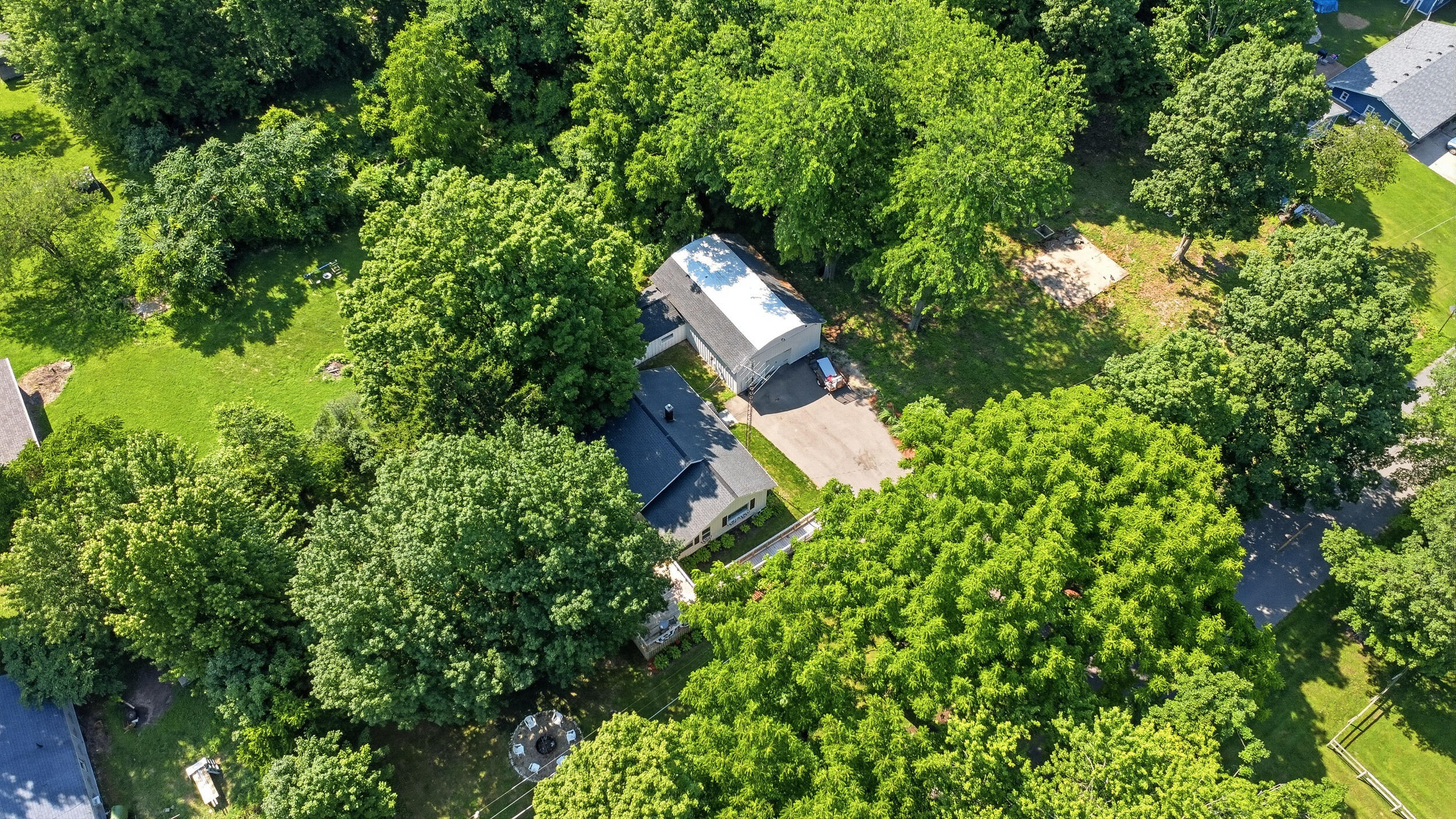 4136 Pier Road Property Photo 4