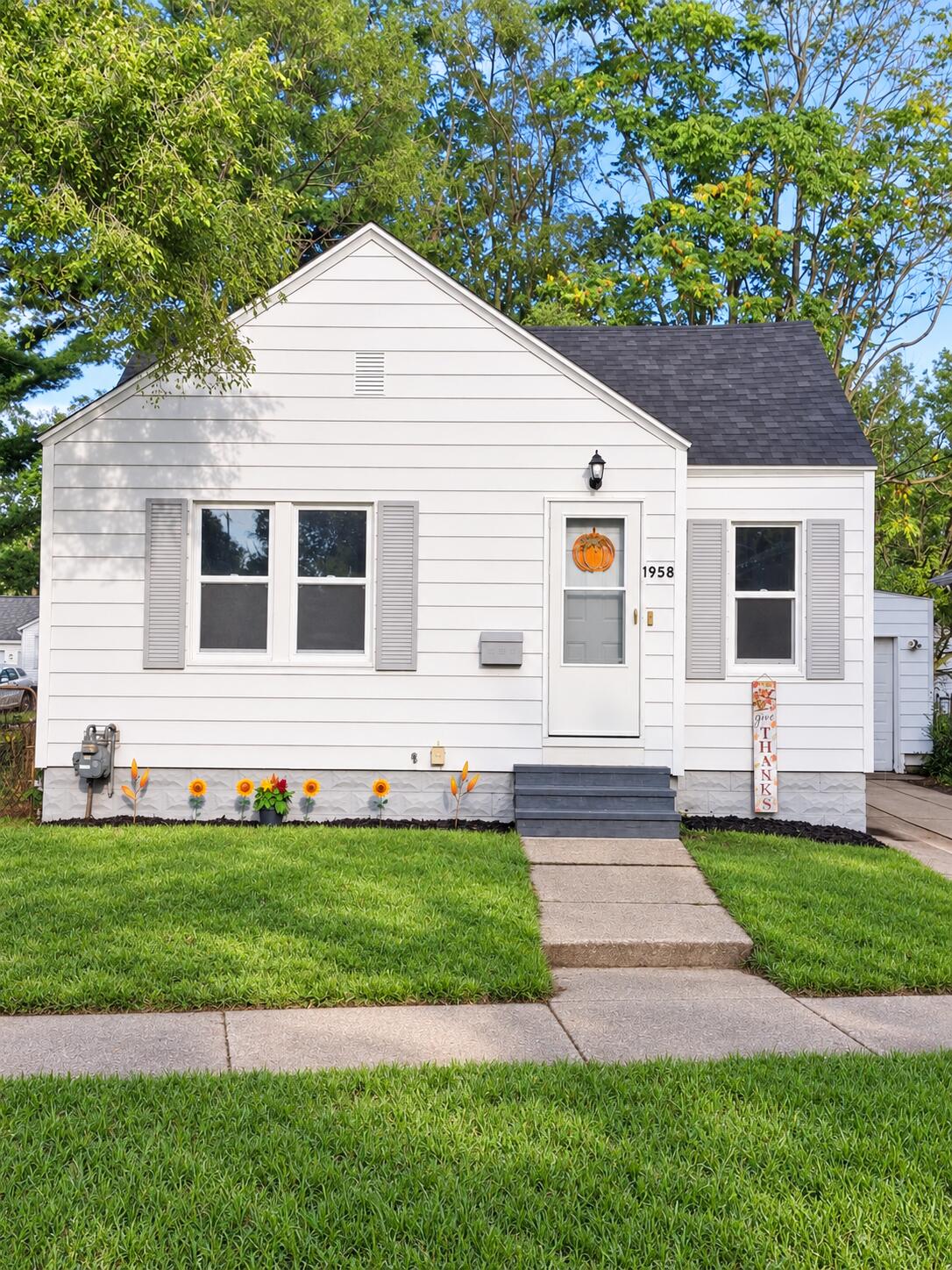 1958 Terrace Street Property Photo 1