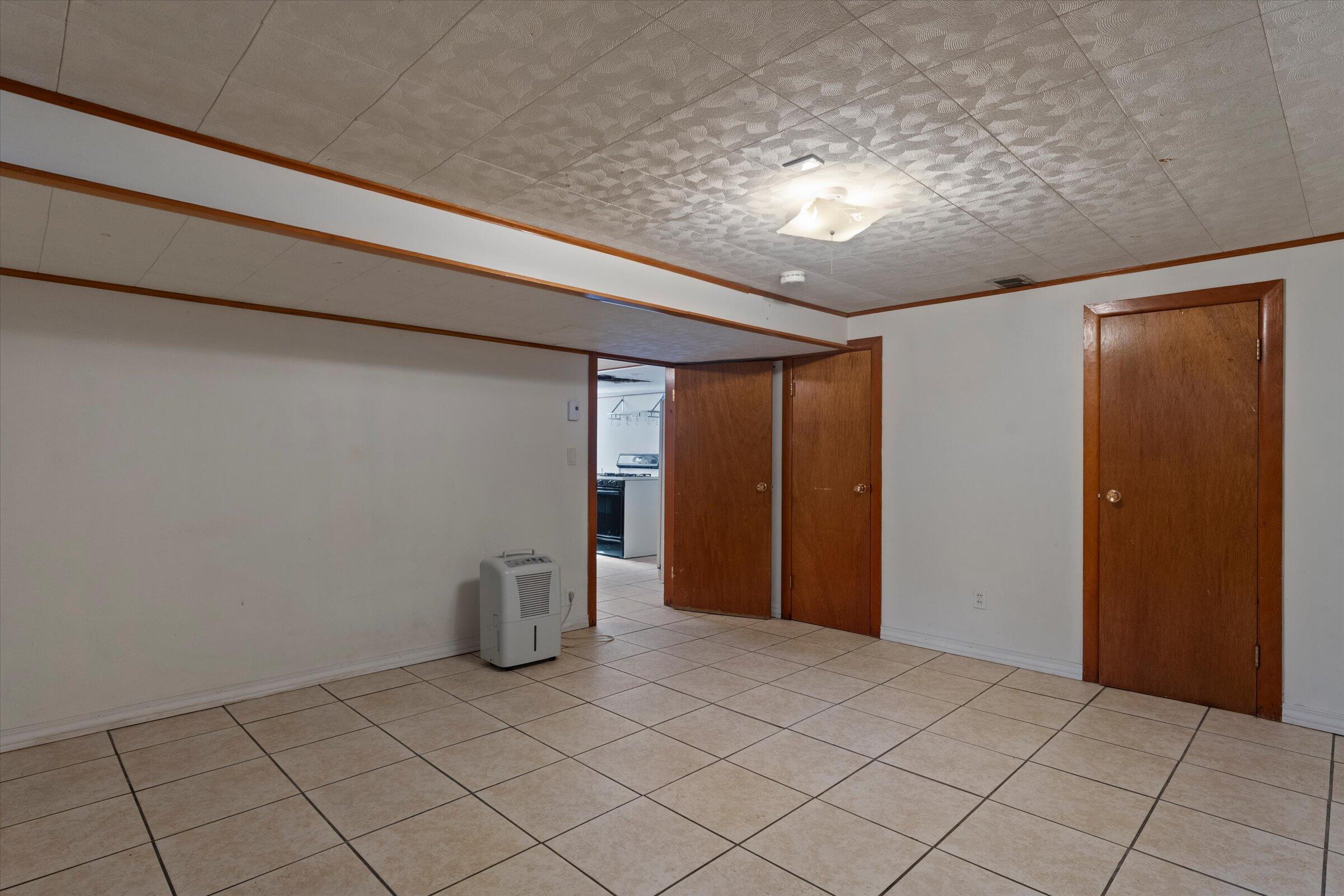 8696 Maplewood Drive Property Photo 24