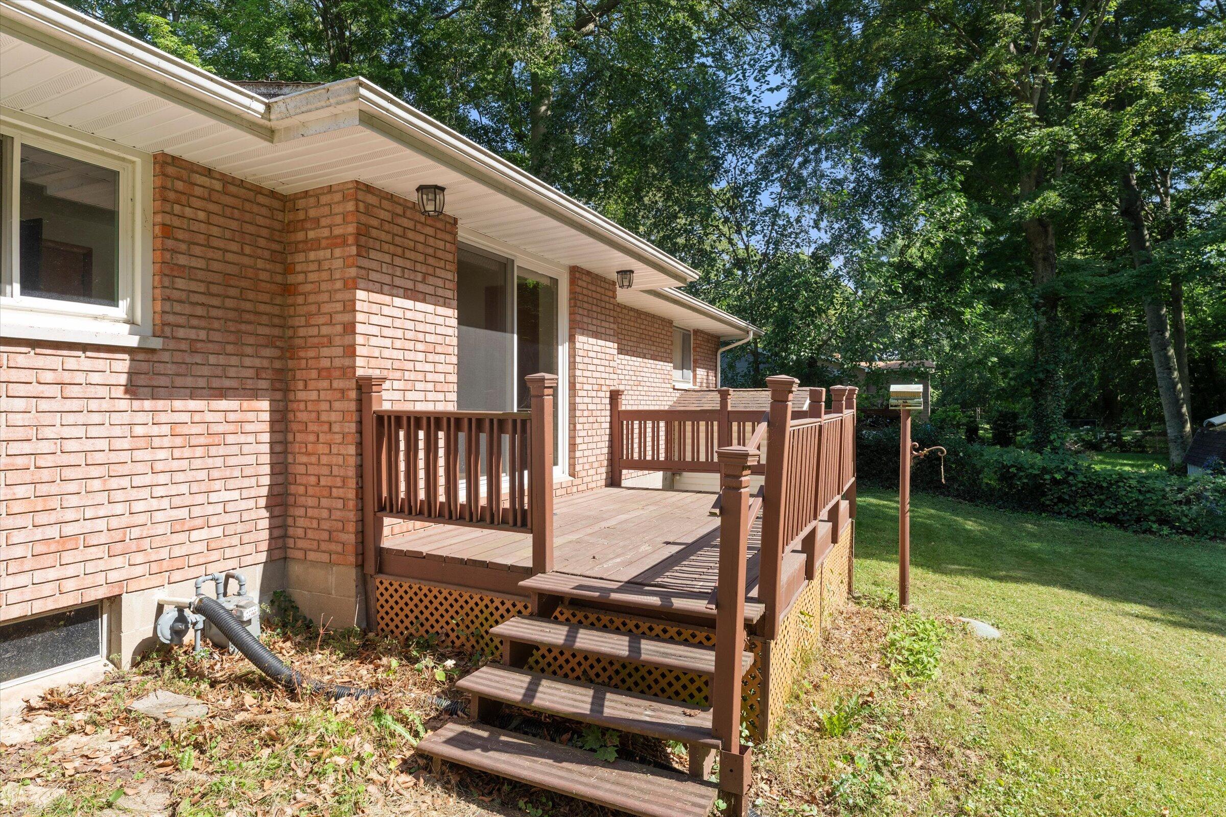 8696 Maplewood Drive Property Photo 34