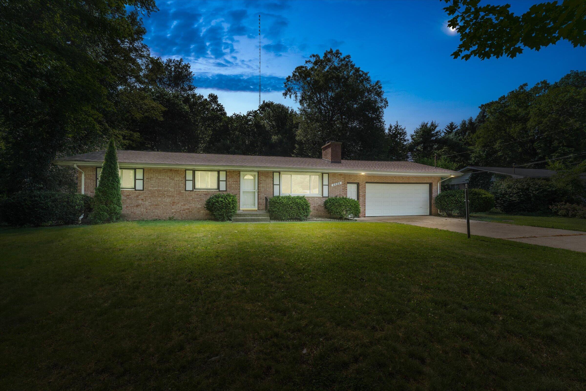 8696 Maplewood Drive Property Photo 40