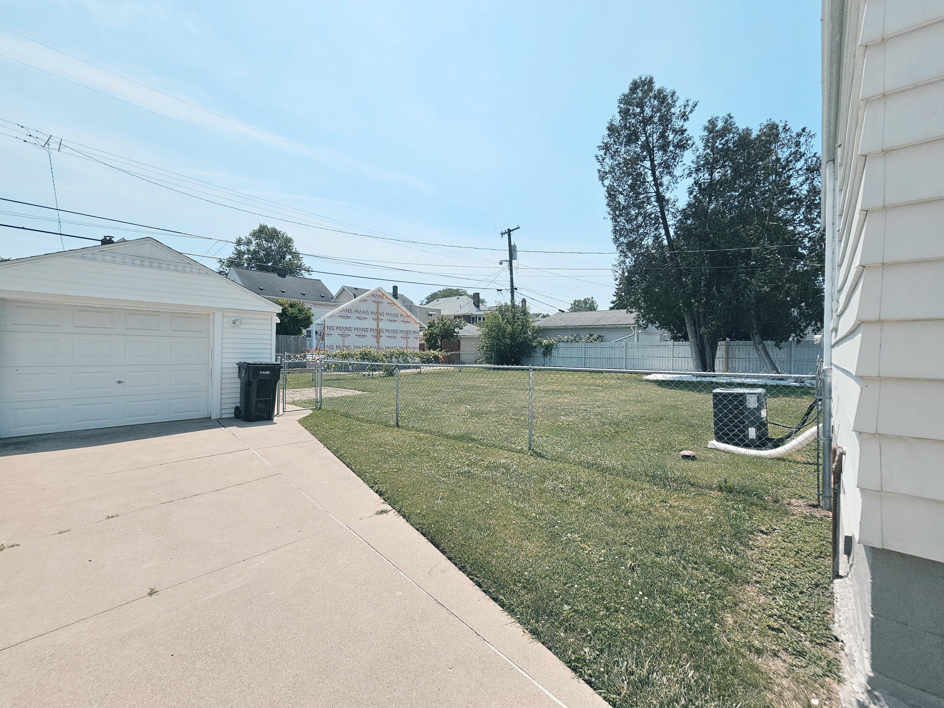 495 North Drive Property Photo 18
