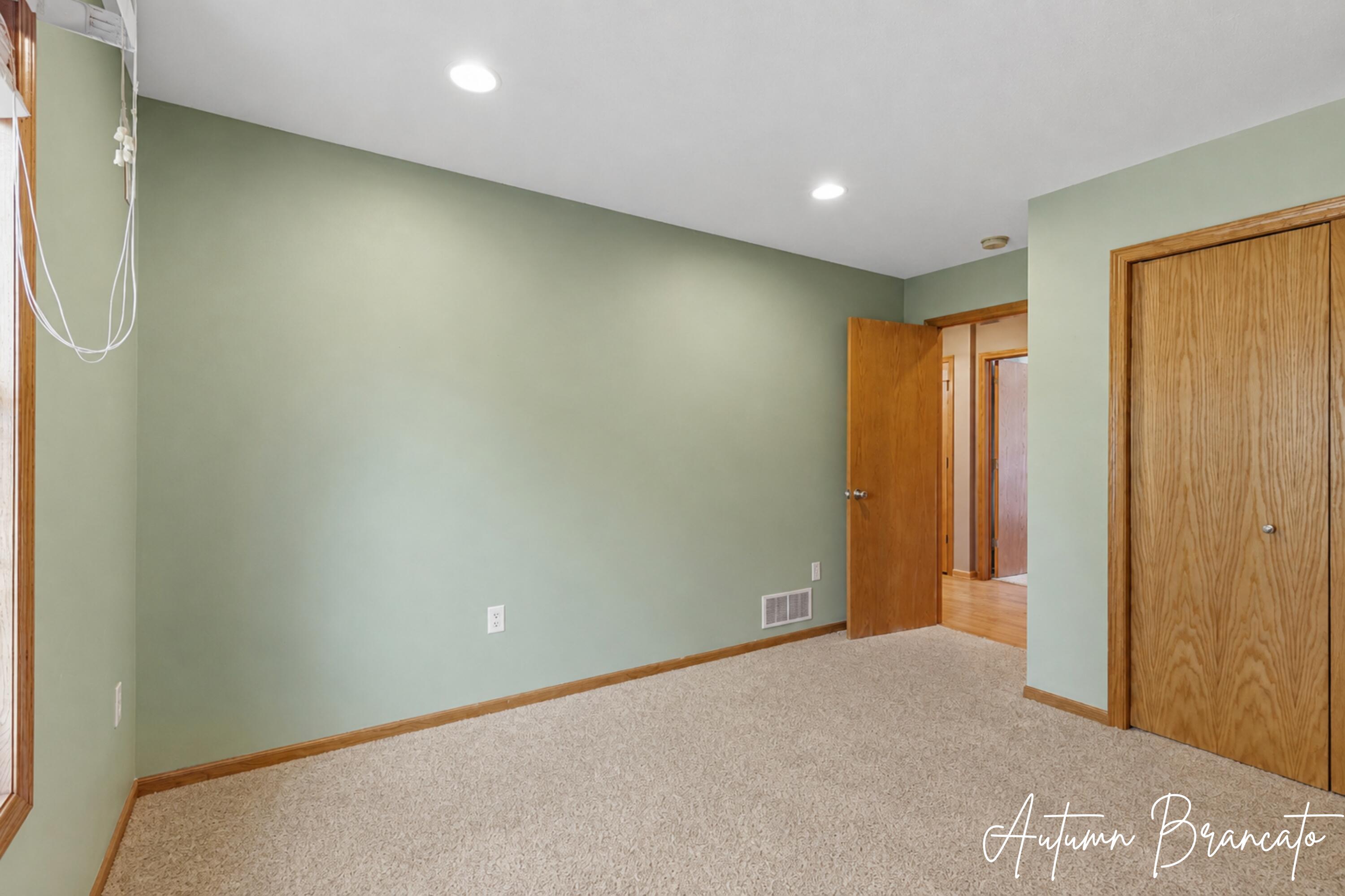 3350 Egner Street Ne Property Photo 21