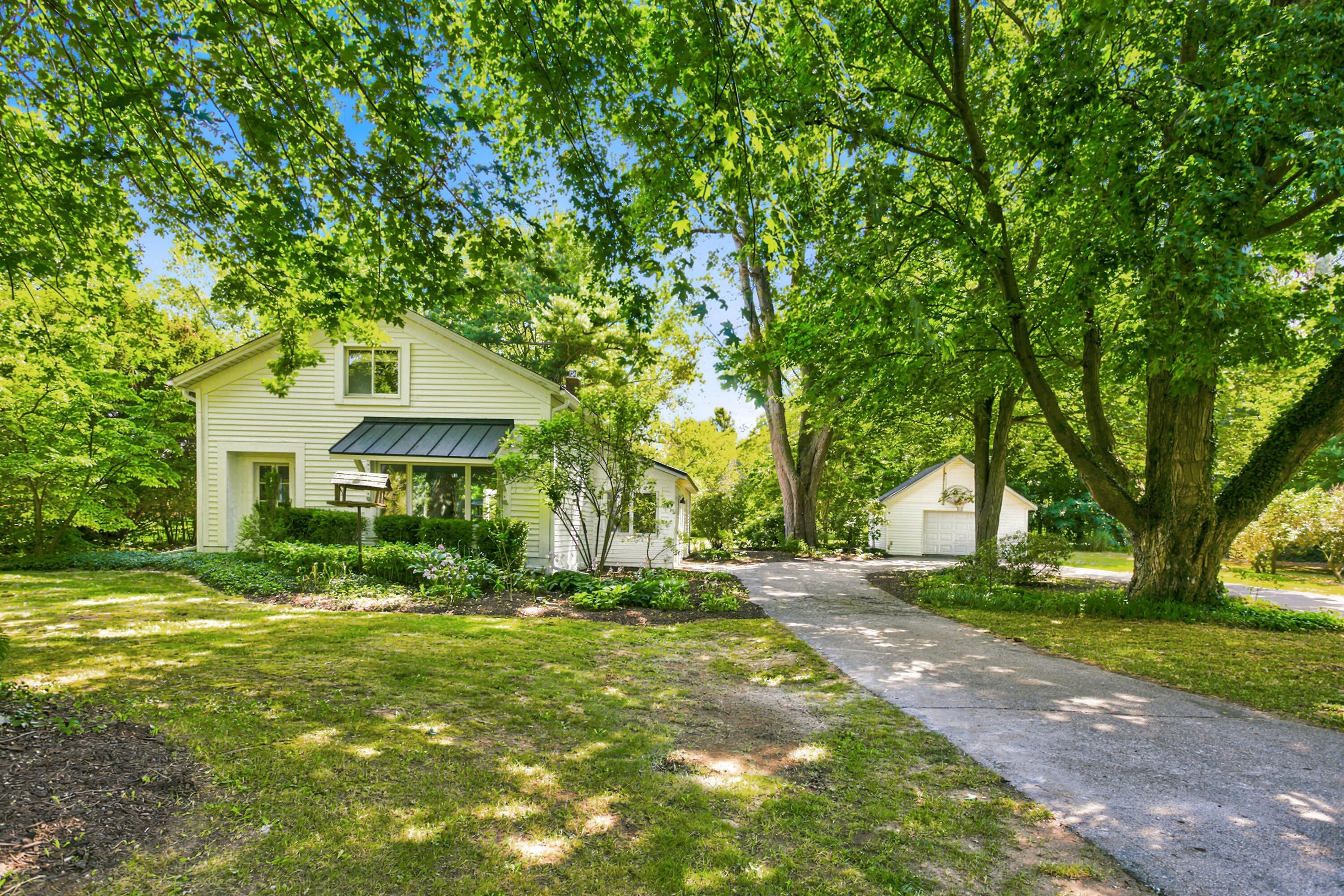 2313 68th Street Property Photo 1