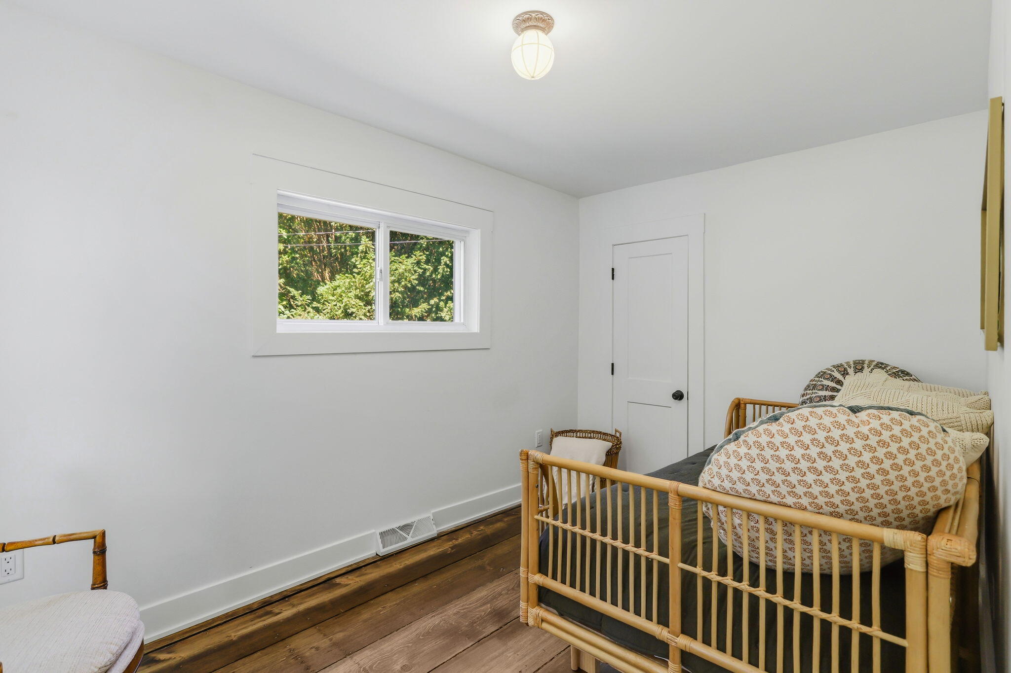 2313 68th Street Property Photo 11