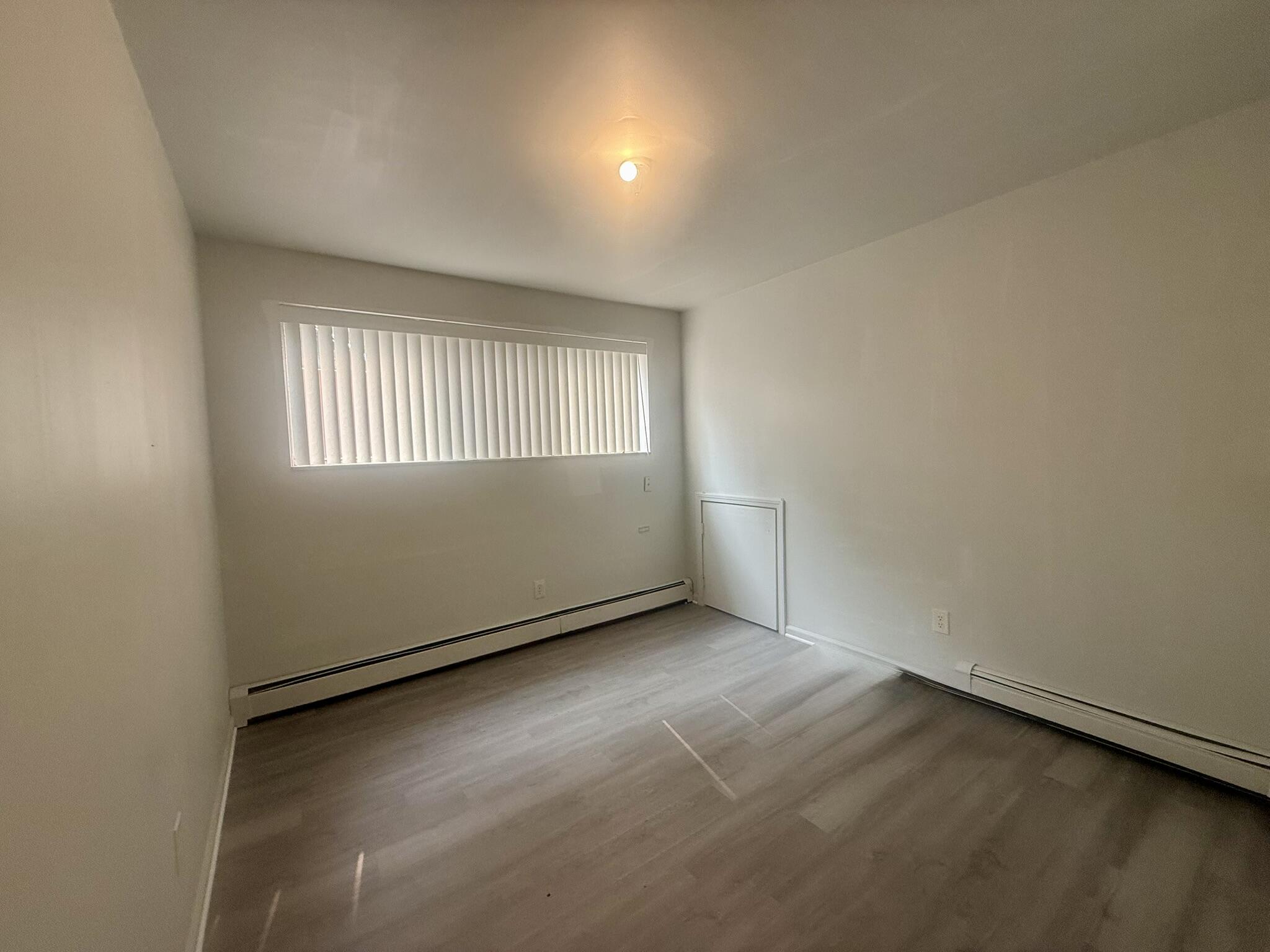 410 S Revena Boulevard Property Photo 12