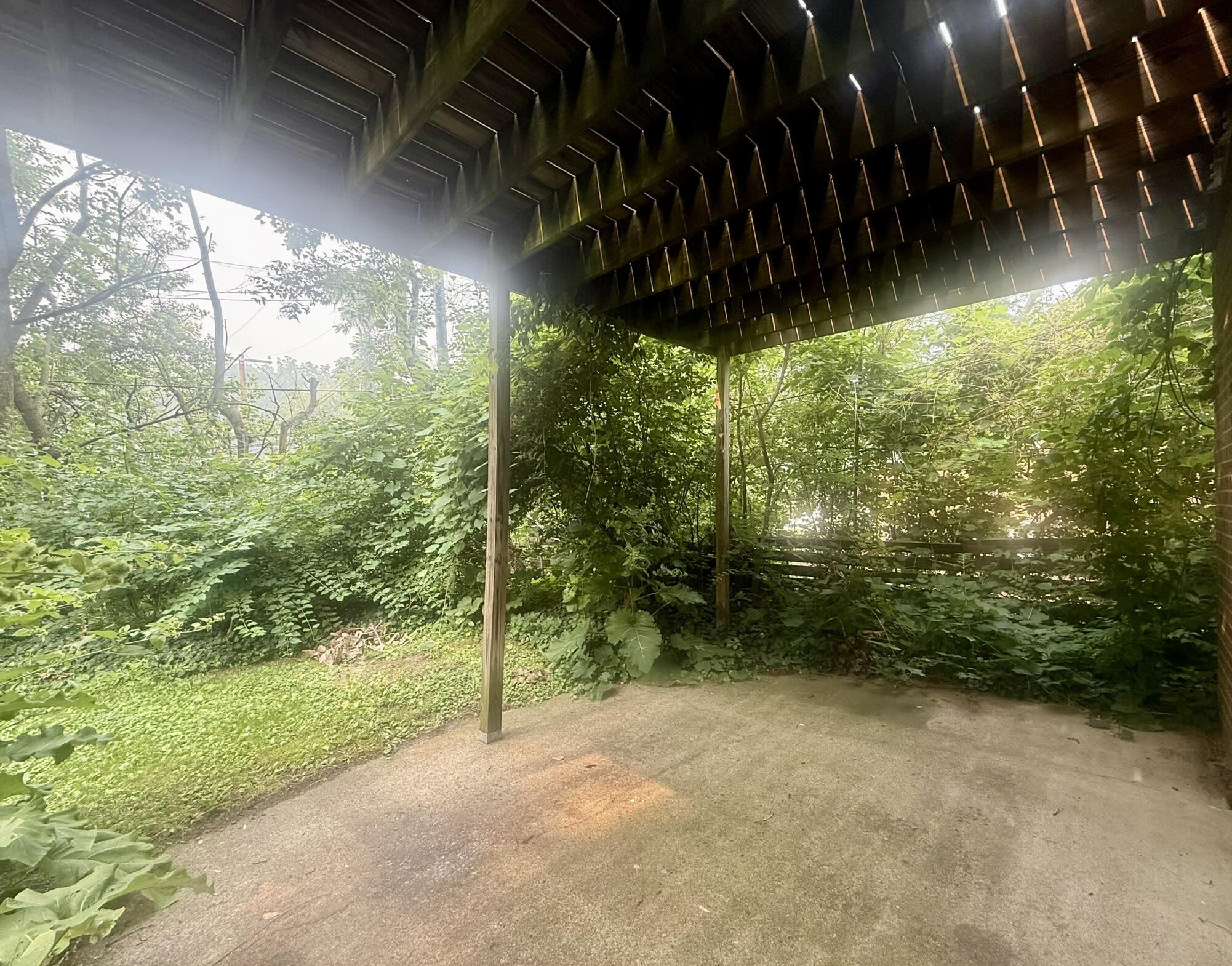 410 S Revena Boulevard Property Photo 14