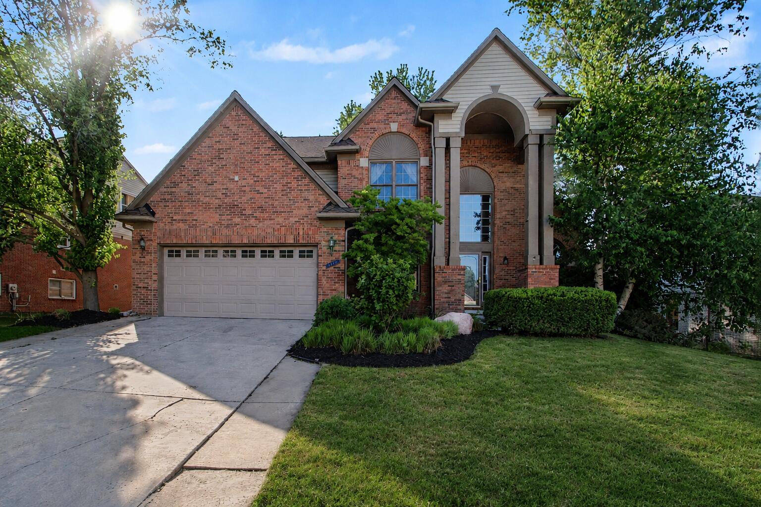 2877 Leslie Park Circle Property Photo 1