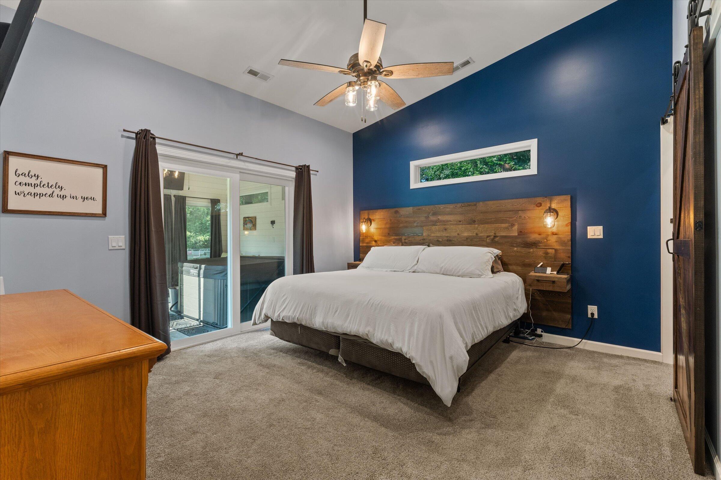 21684 Channel Parkway Property Photo 5