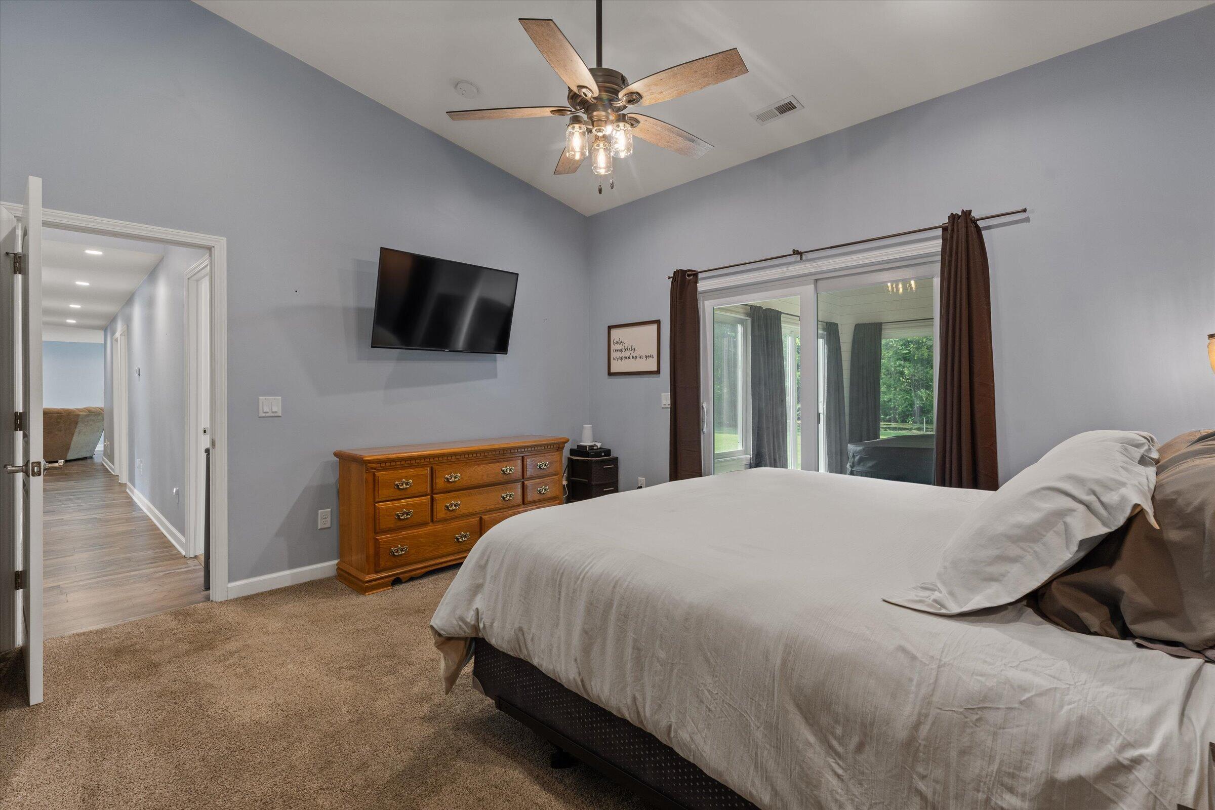 21684 Channel Parkway Property Photo 19