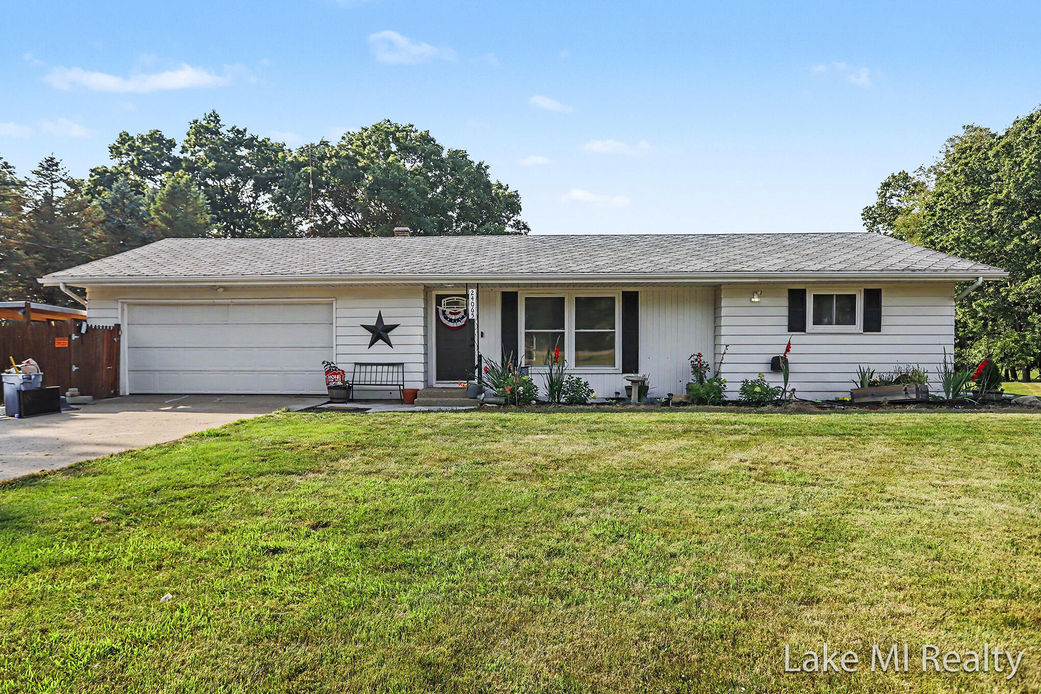 24065 M-78 Property Photo 1