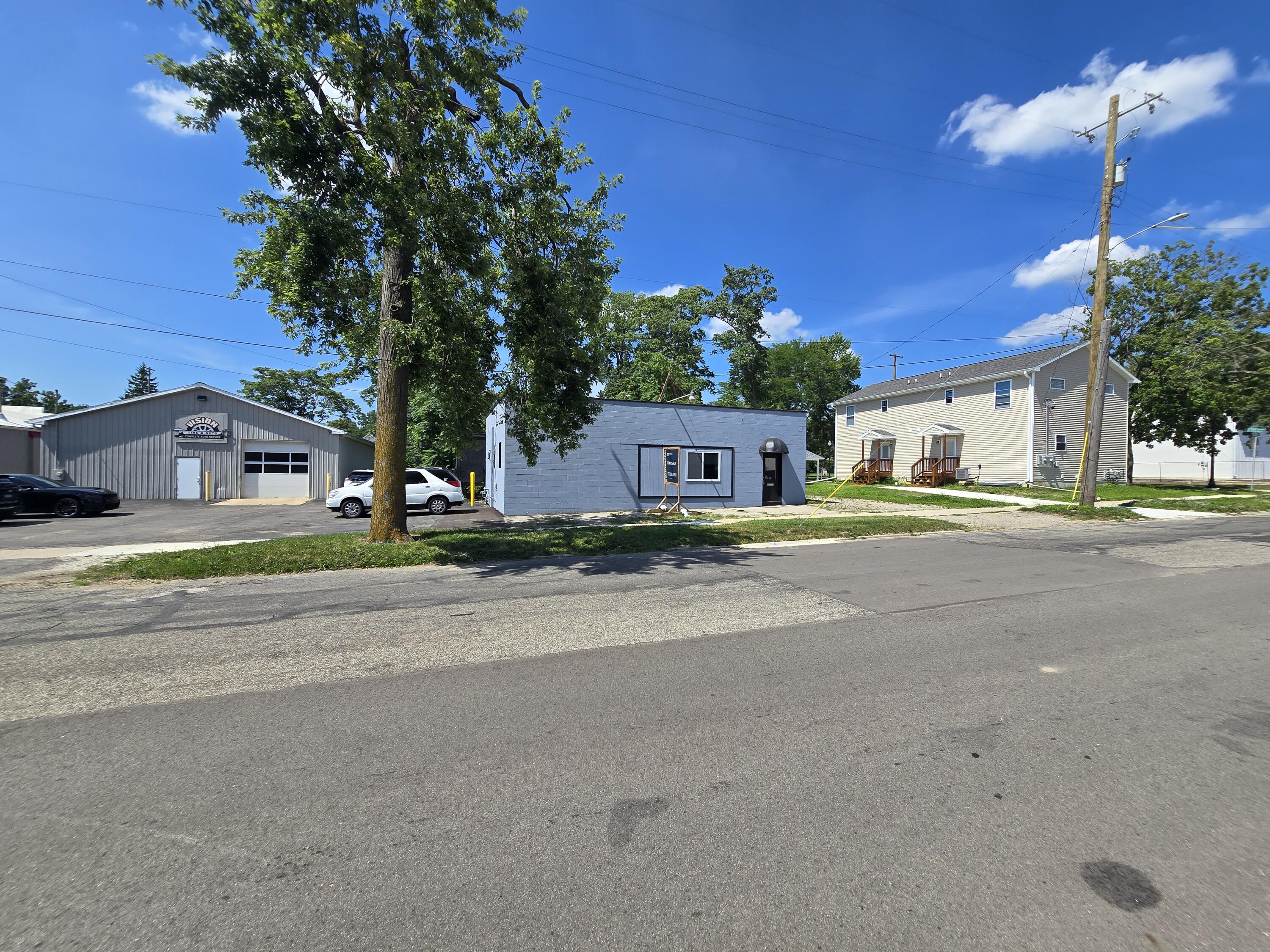 608 E Pearl Street Property Photo 6