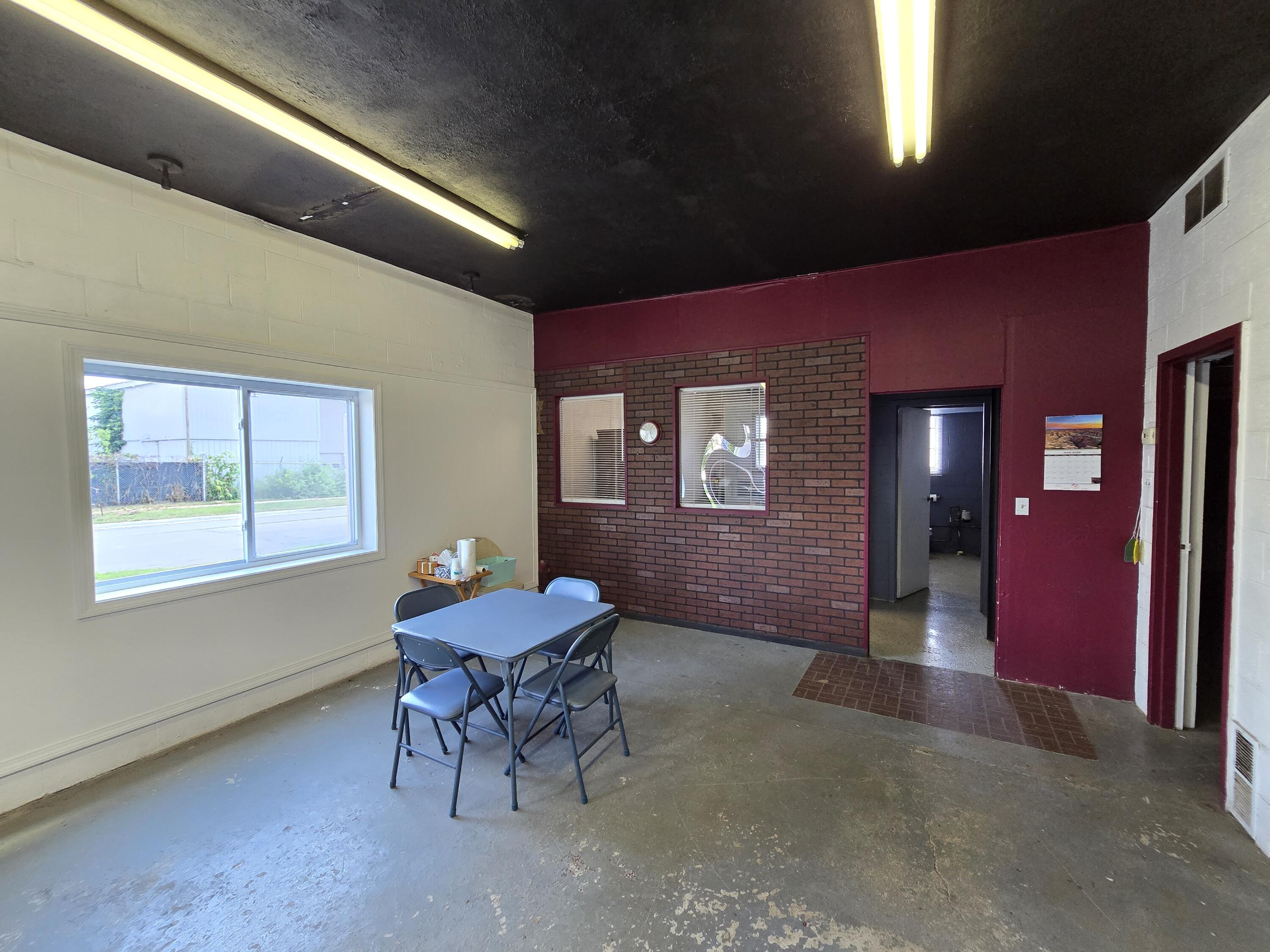 608 E Pearl Street Property Photo 16