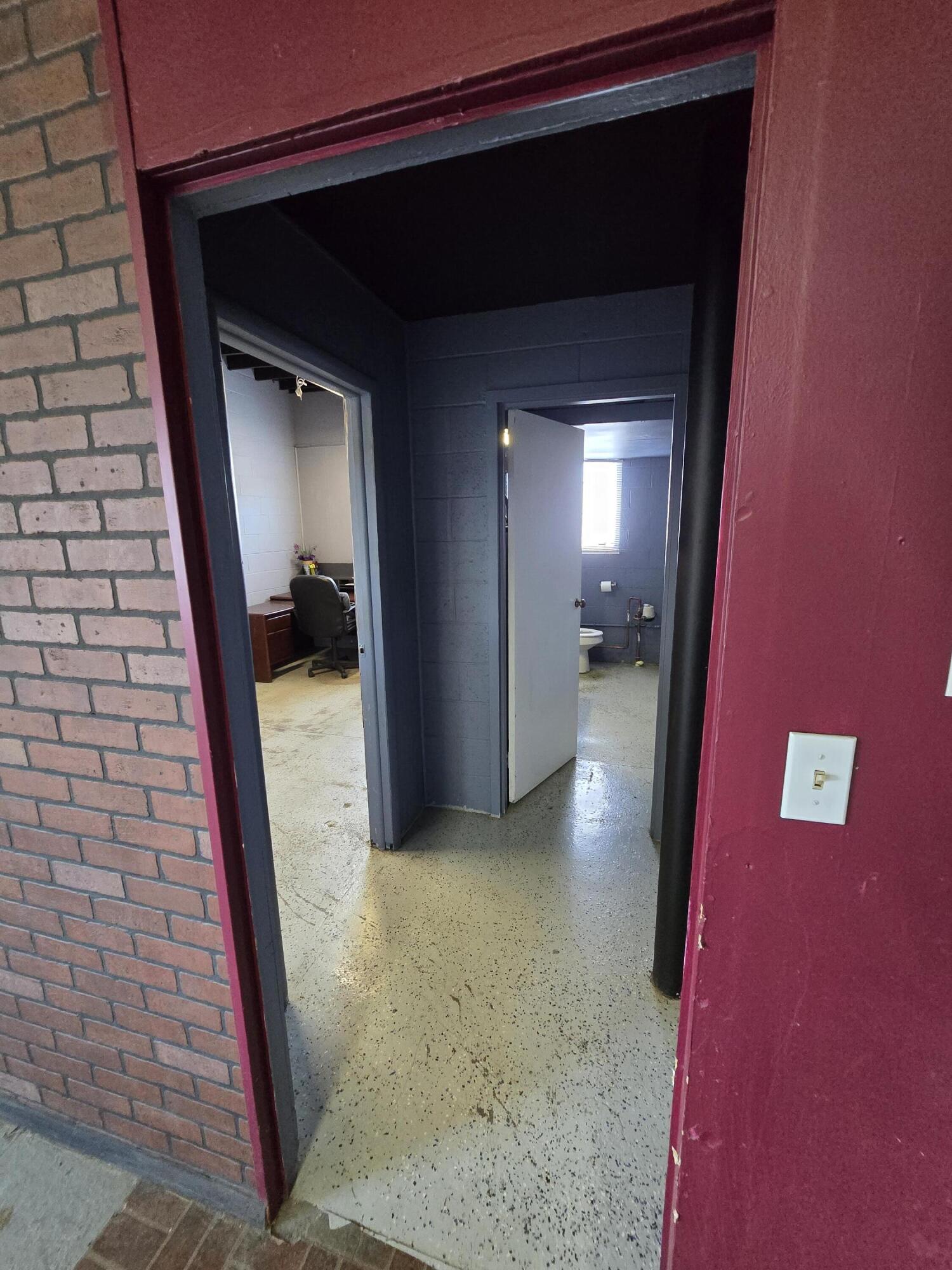 608 E Pearl Street Property Photo 17