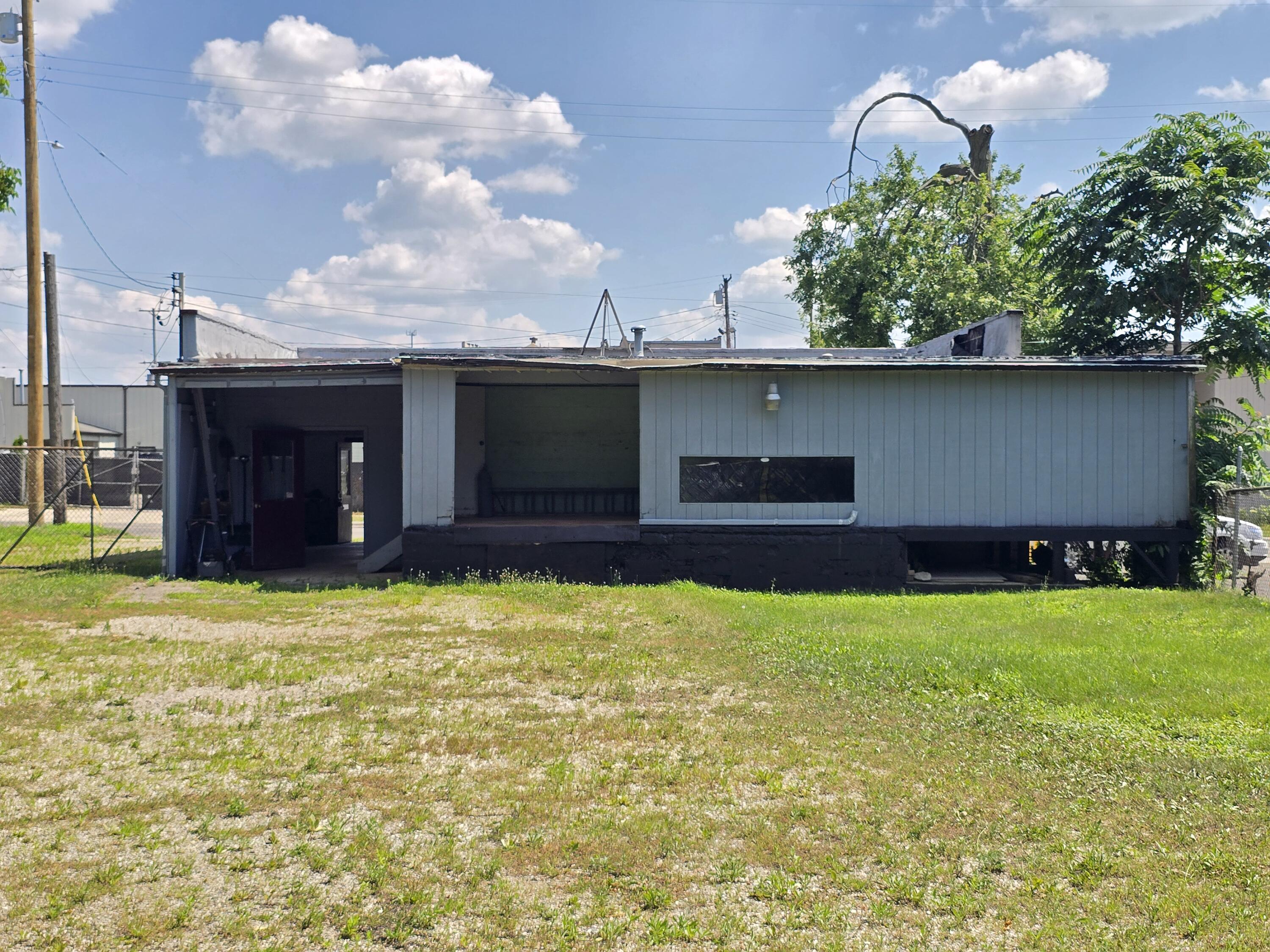 608 E Pearl Street Property Photo 49