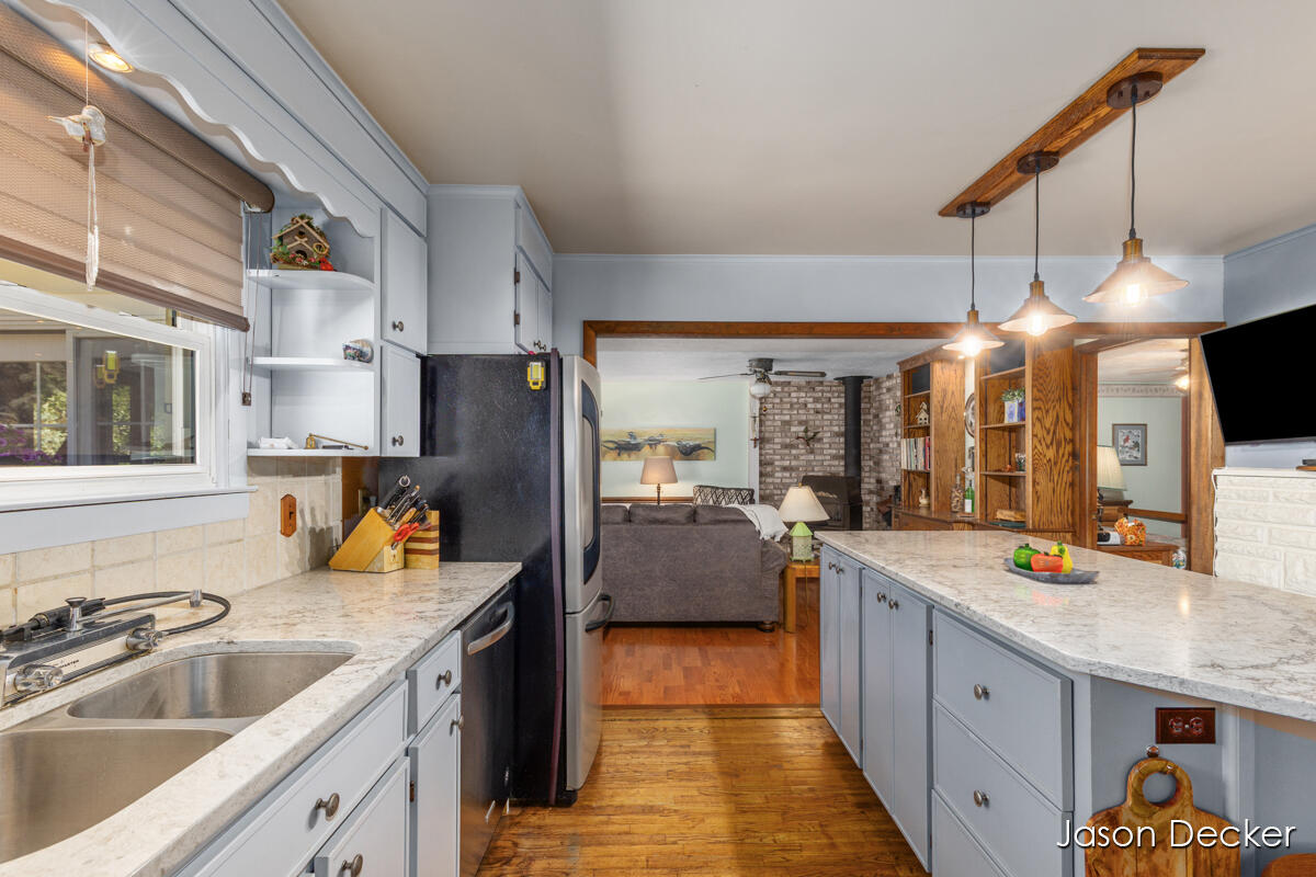 6322 Atkinson Road Property Photo 10