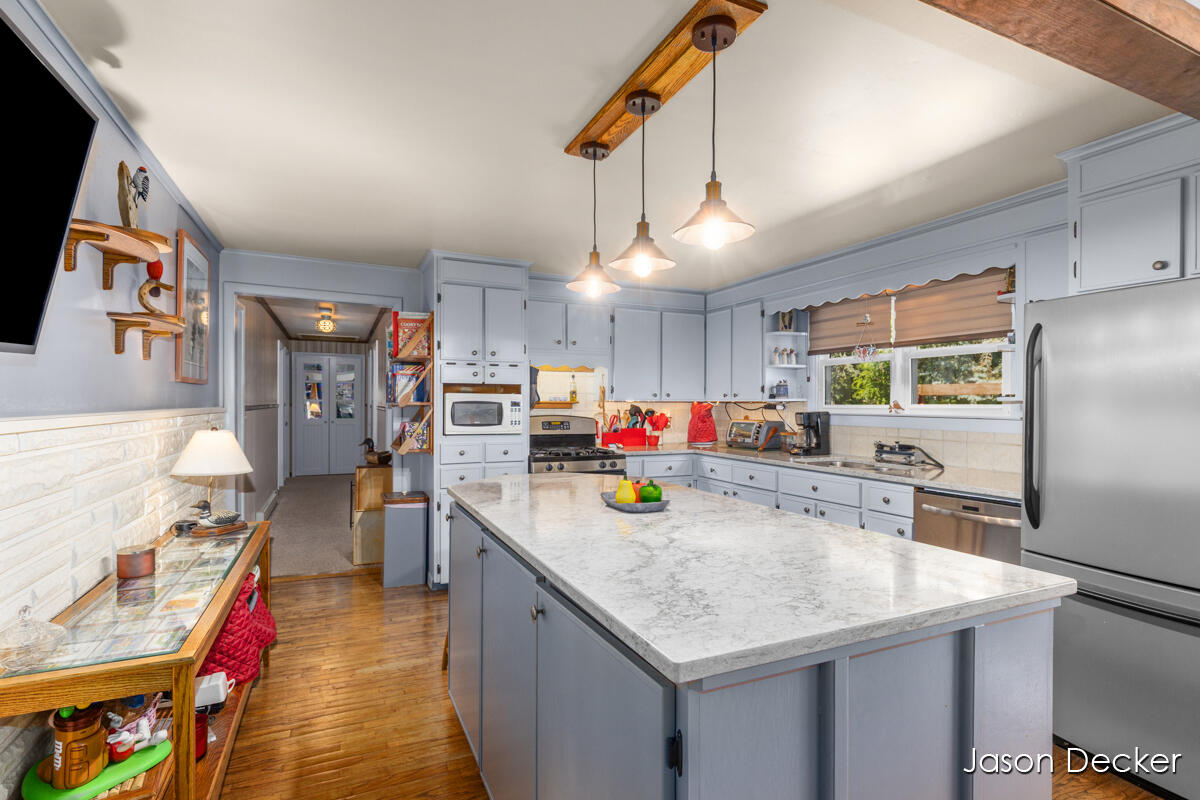 6322 Atkinson Road Property Photo 12