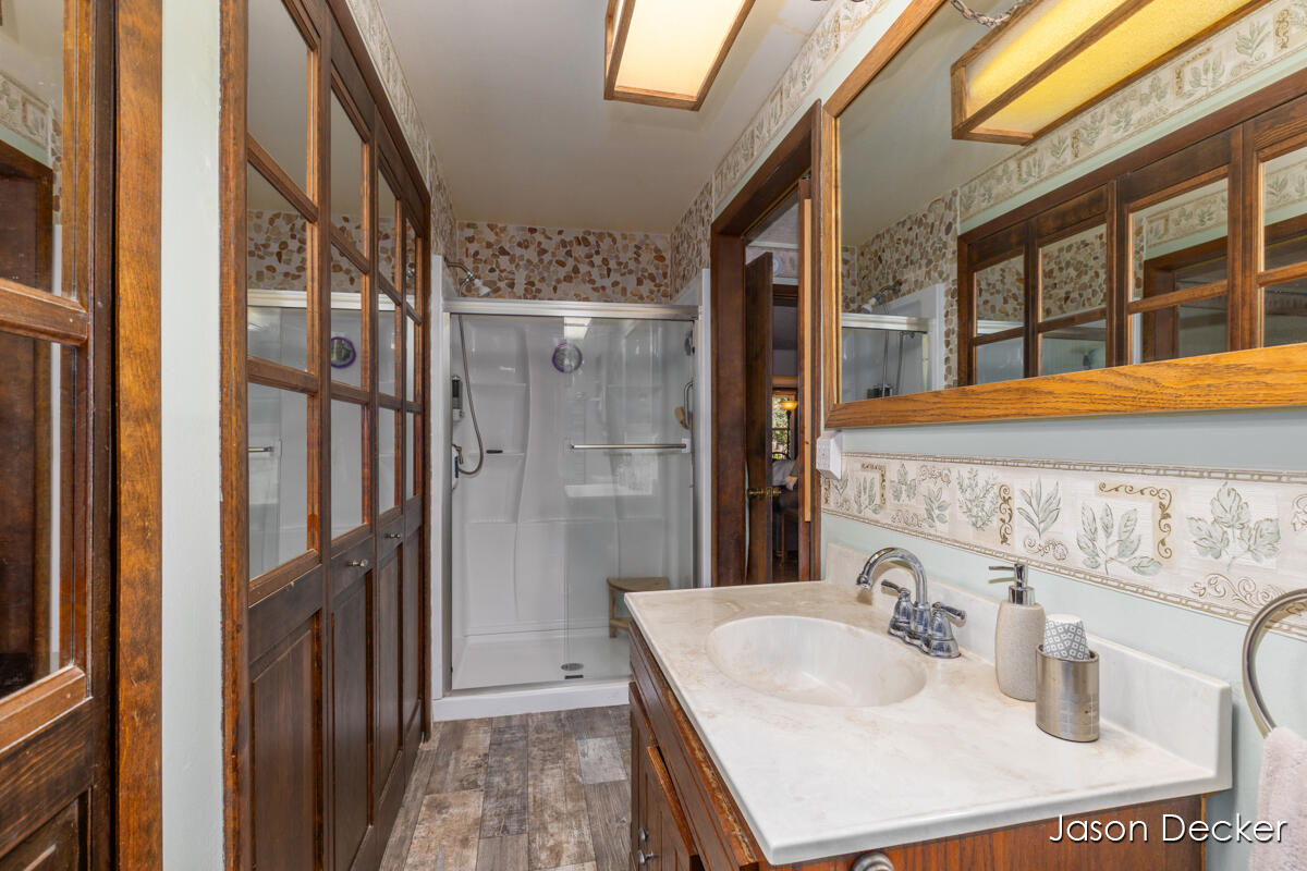 6322 Atkinson Road Property Photo 22