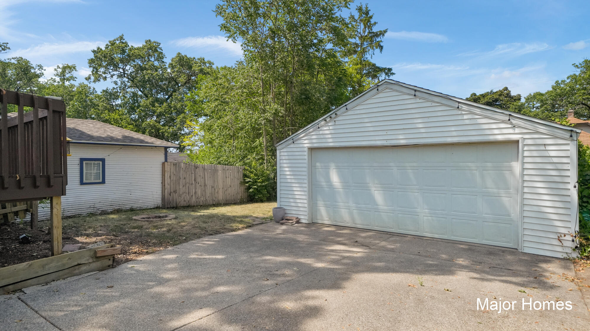 1229 Dickinson Street Se Property Photo 2