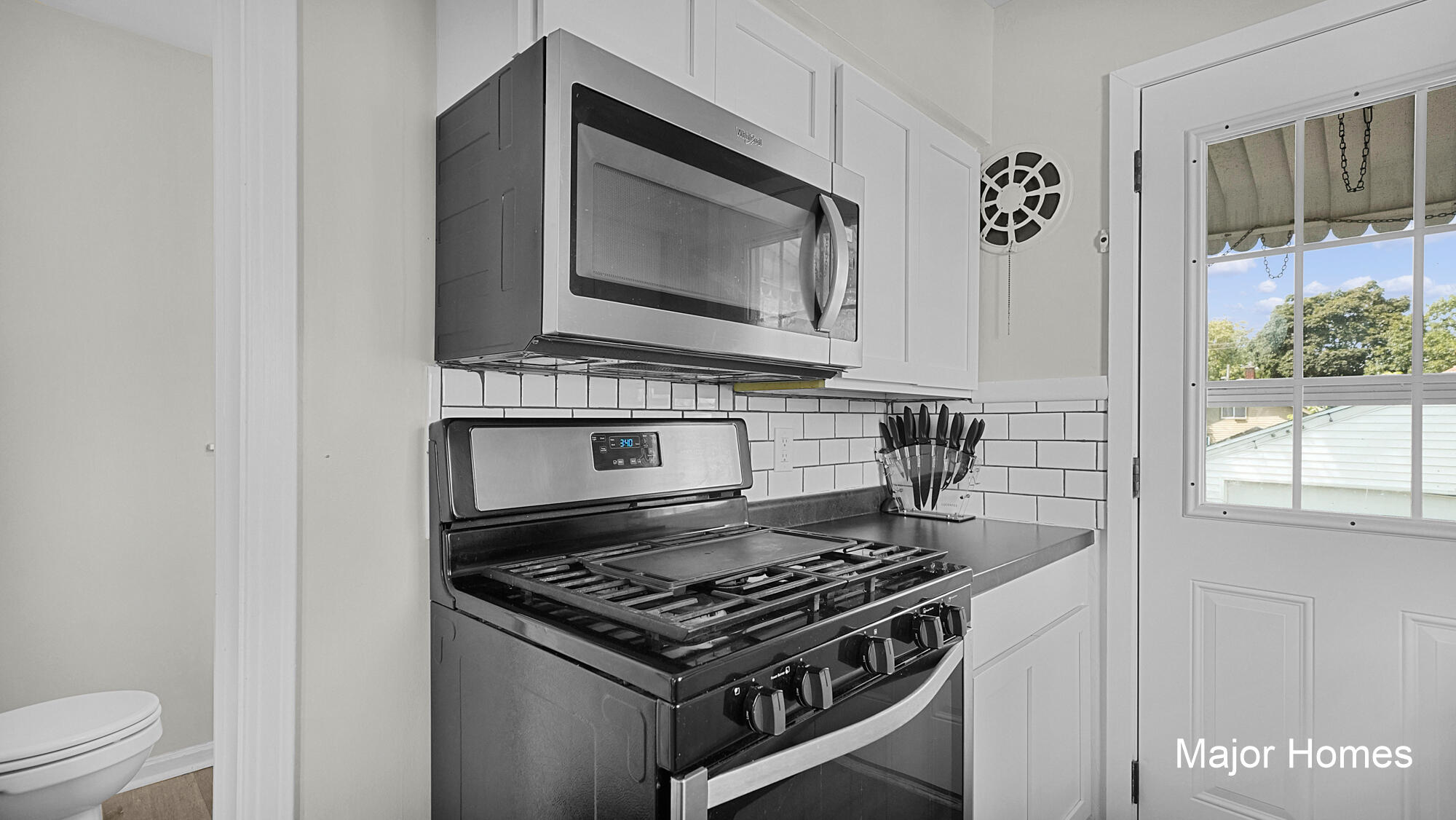 1229 Dickinson Street Se Property Photo 11